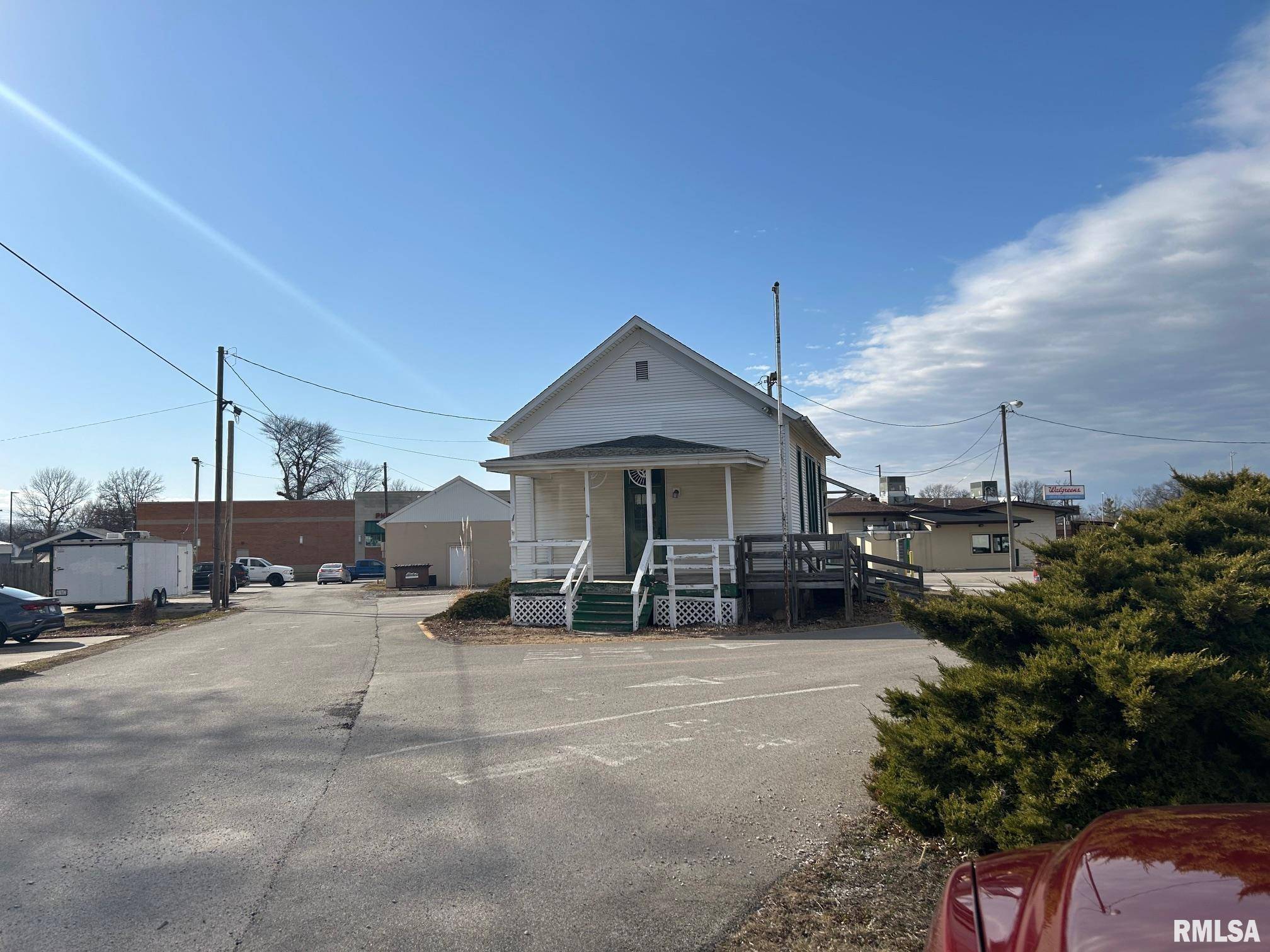 Taylorville, IL 62568,324 N WEBSTER ST