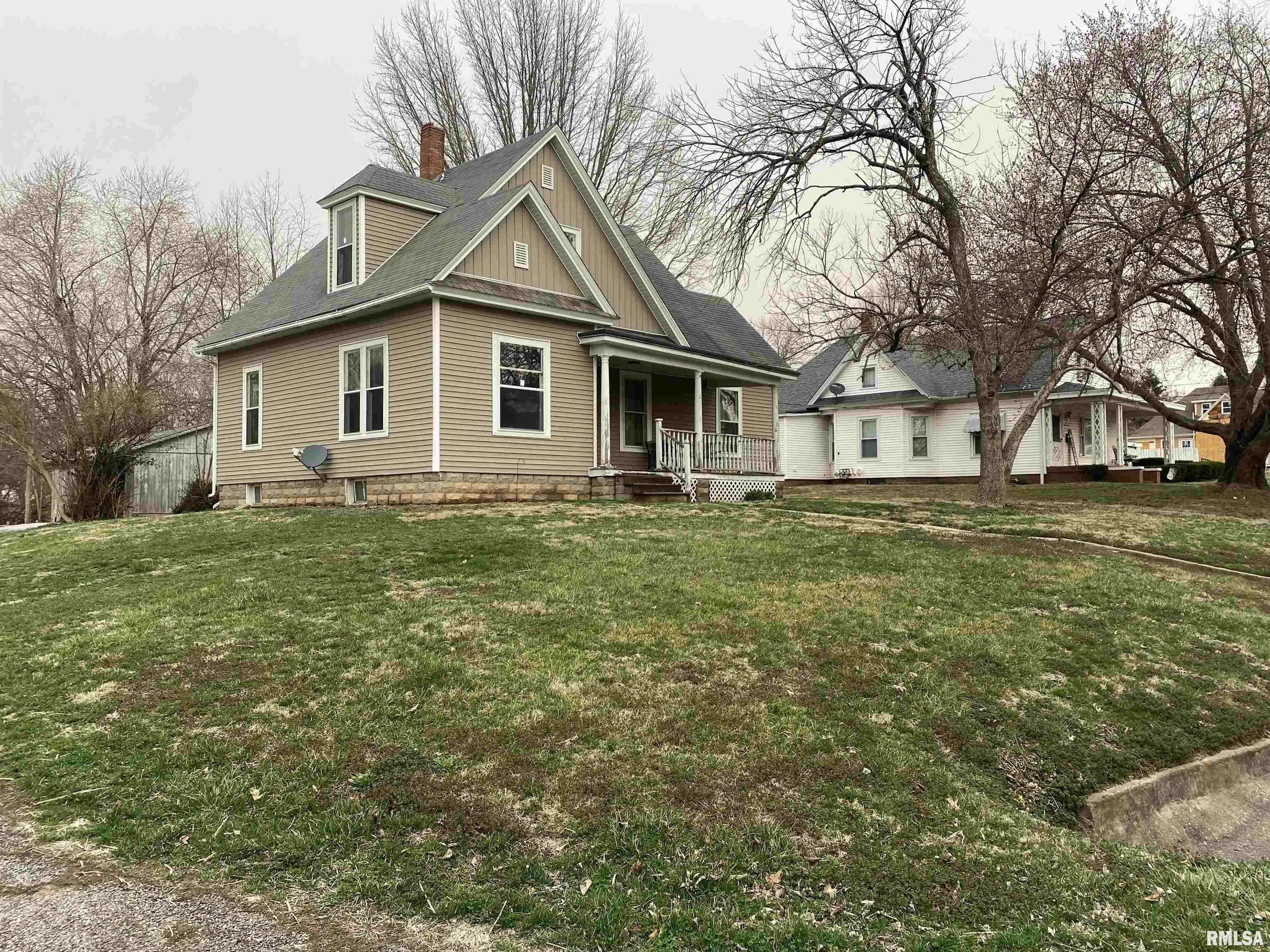 Winchester, IL 62694,227 S MAIN ST