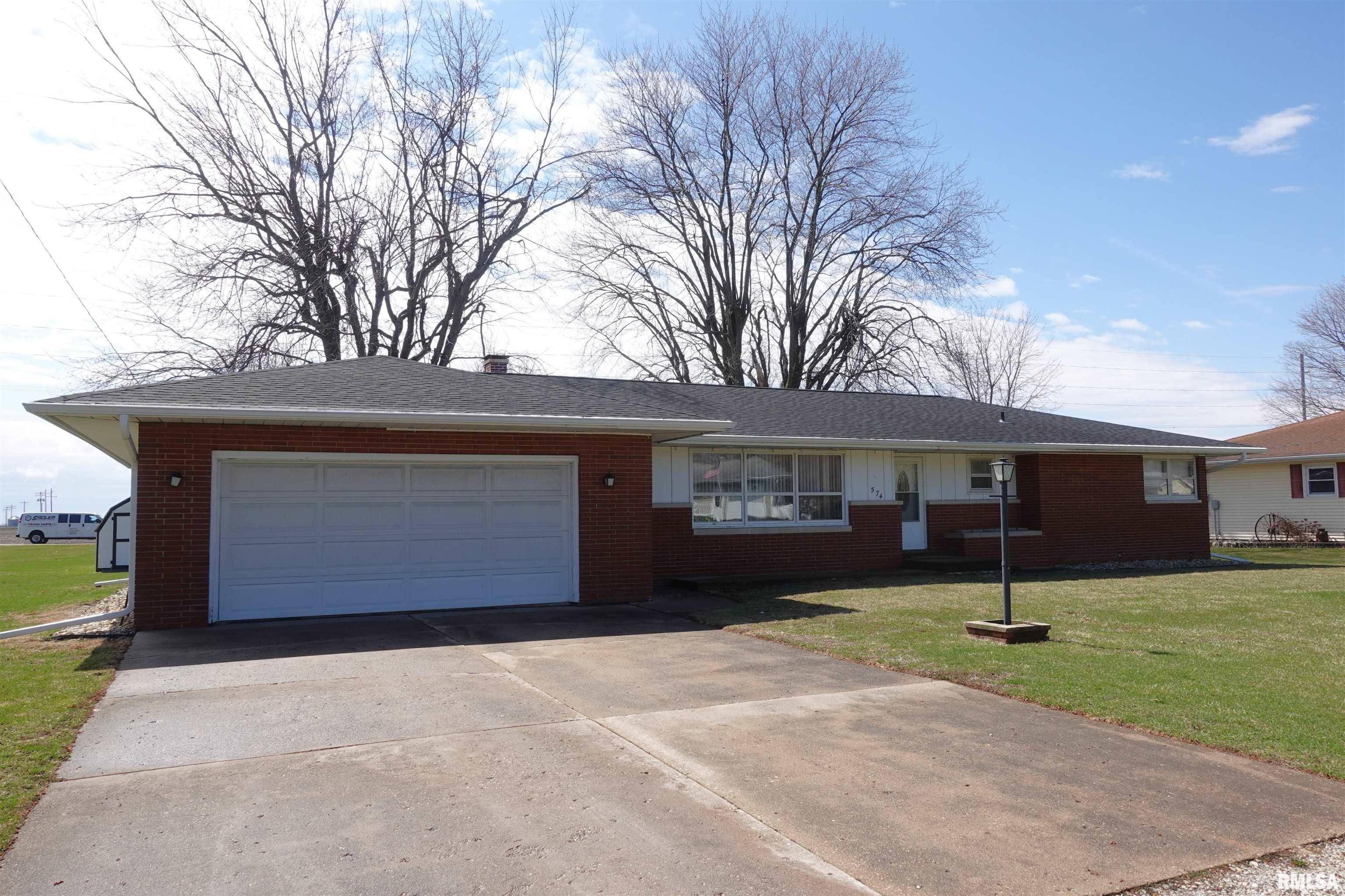 Woodhull, IL 61490,574 E 2ND AVE