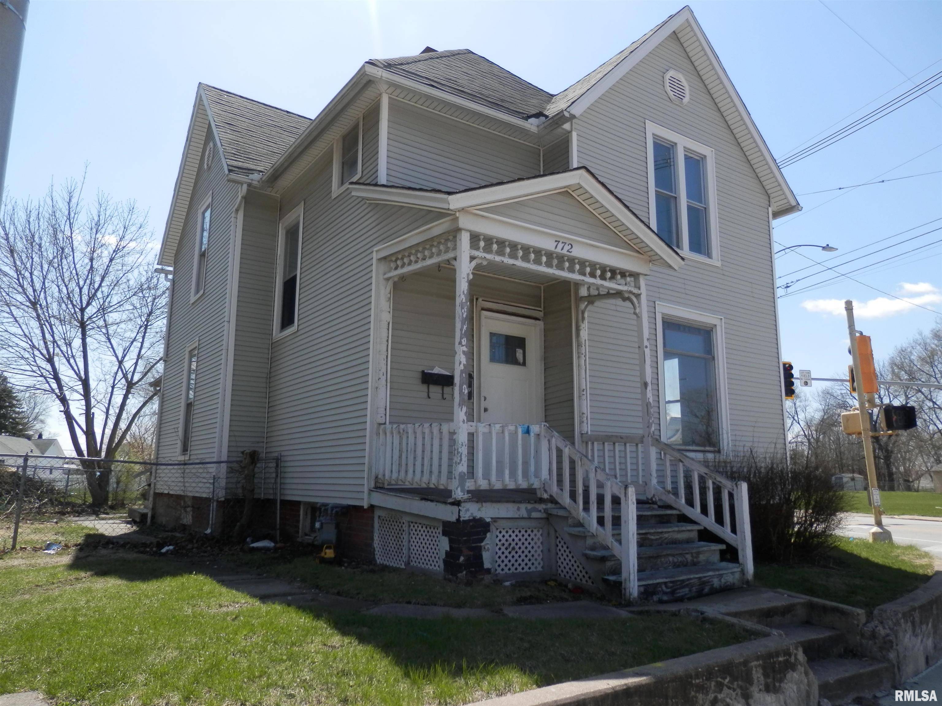 Galesburg, IL 61401,772 MONMOUTH BLVD