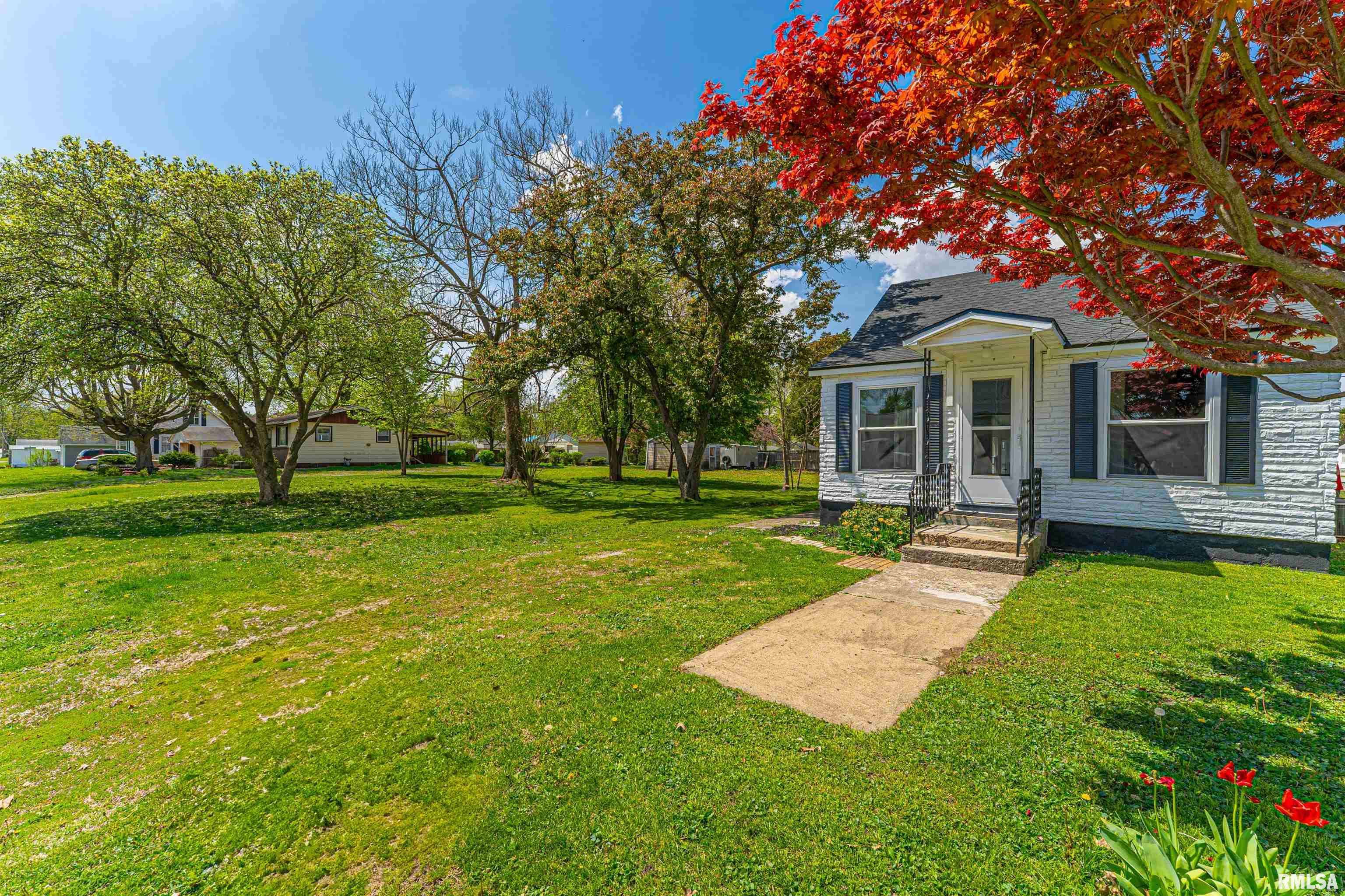 Lincoln, IL 62656,415 N ADAMS ST