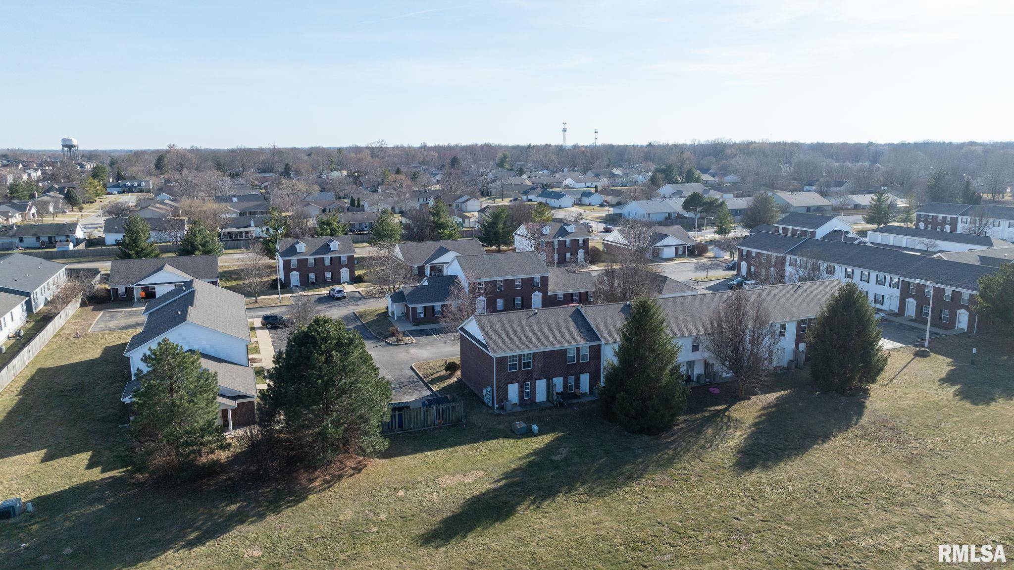 Chatham, IL 62629,799 Titan CT