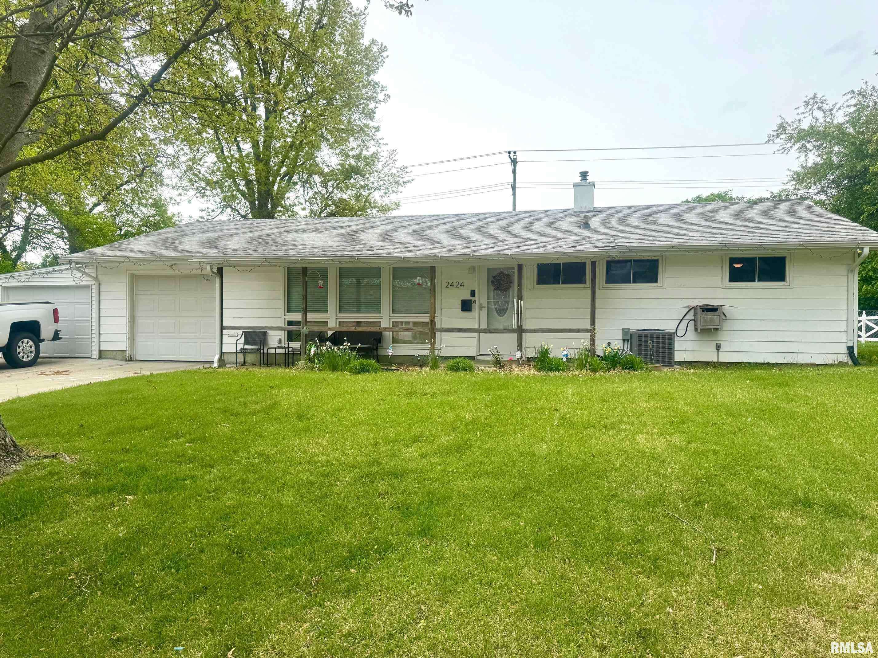 Quincy, IL 62301,2424 Ken Mar TER