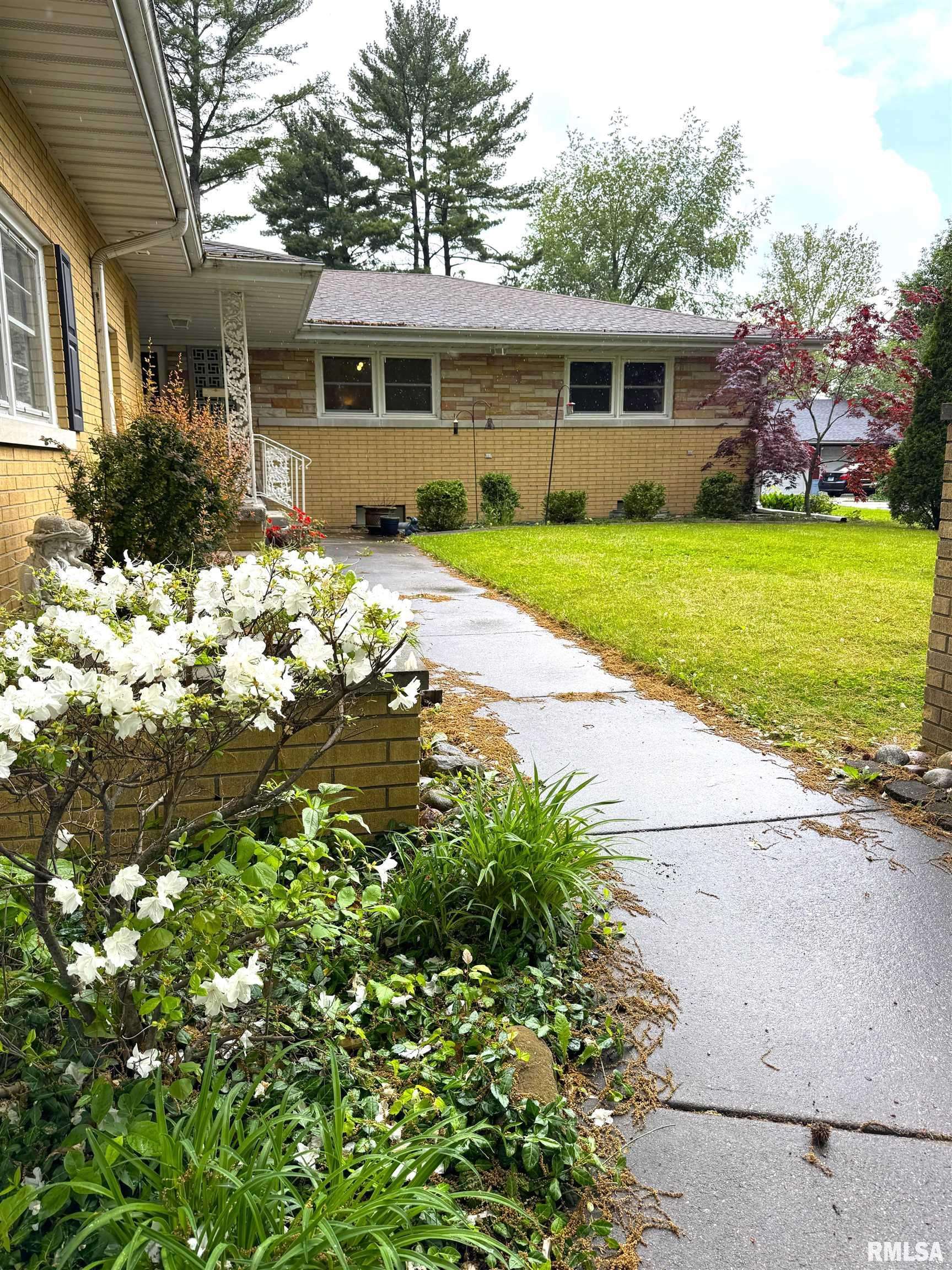 Springfield, IL 62704,2147 BARBERRY DR