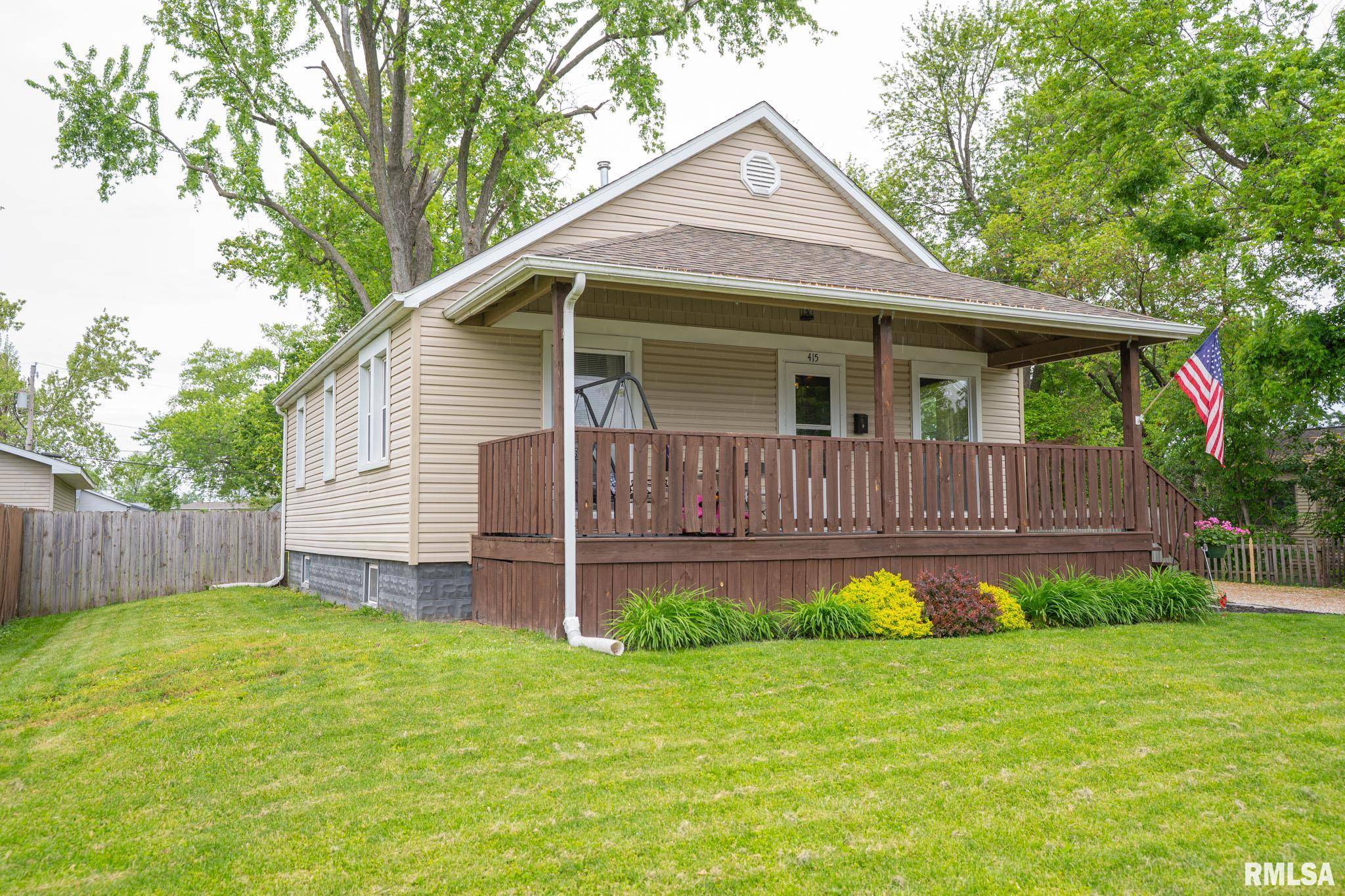 Chatham, IL 62629,415 S STATE ST