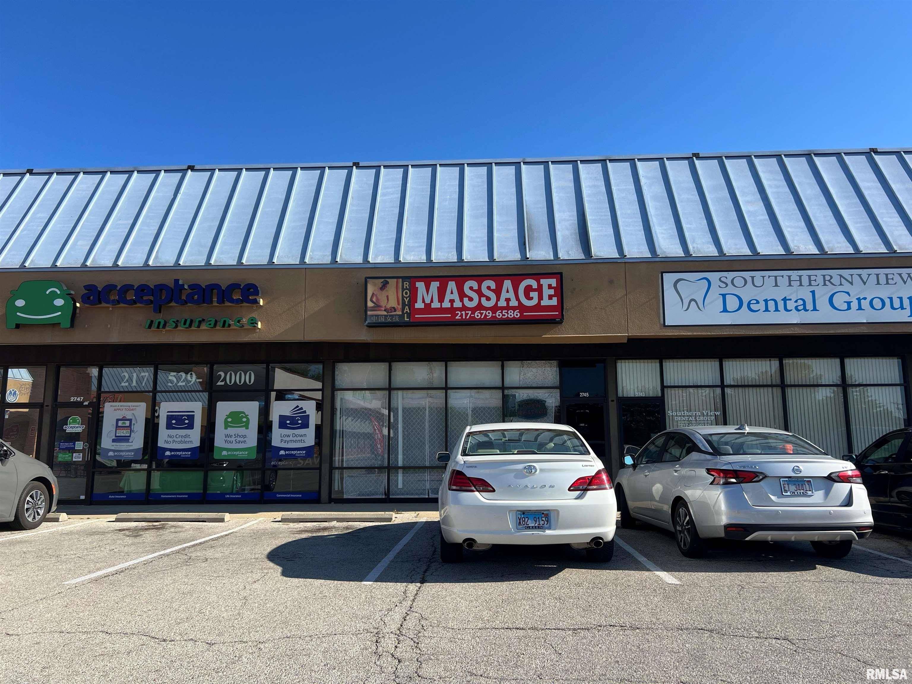 Springfield, IL 62703,2745 S 6TH ST #2745