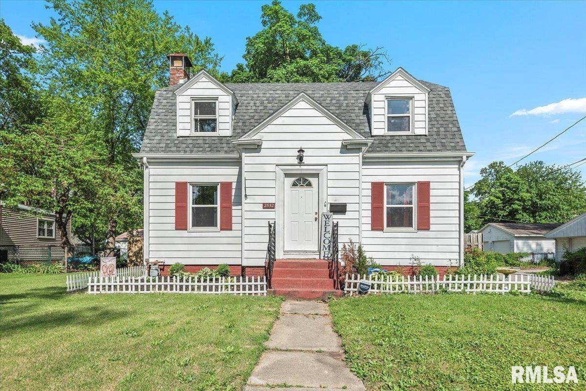 Springfield, IL 62703,2552 S 7TH ST