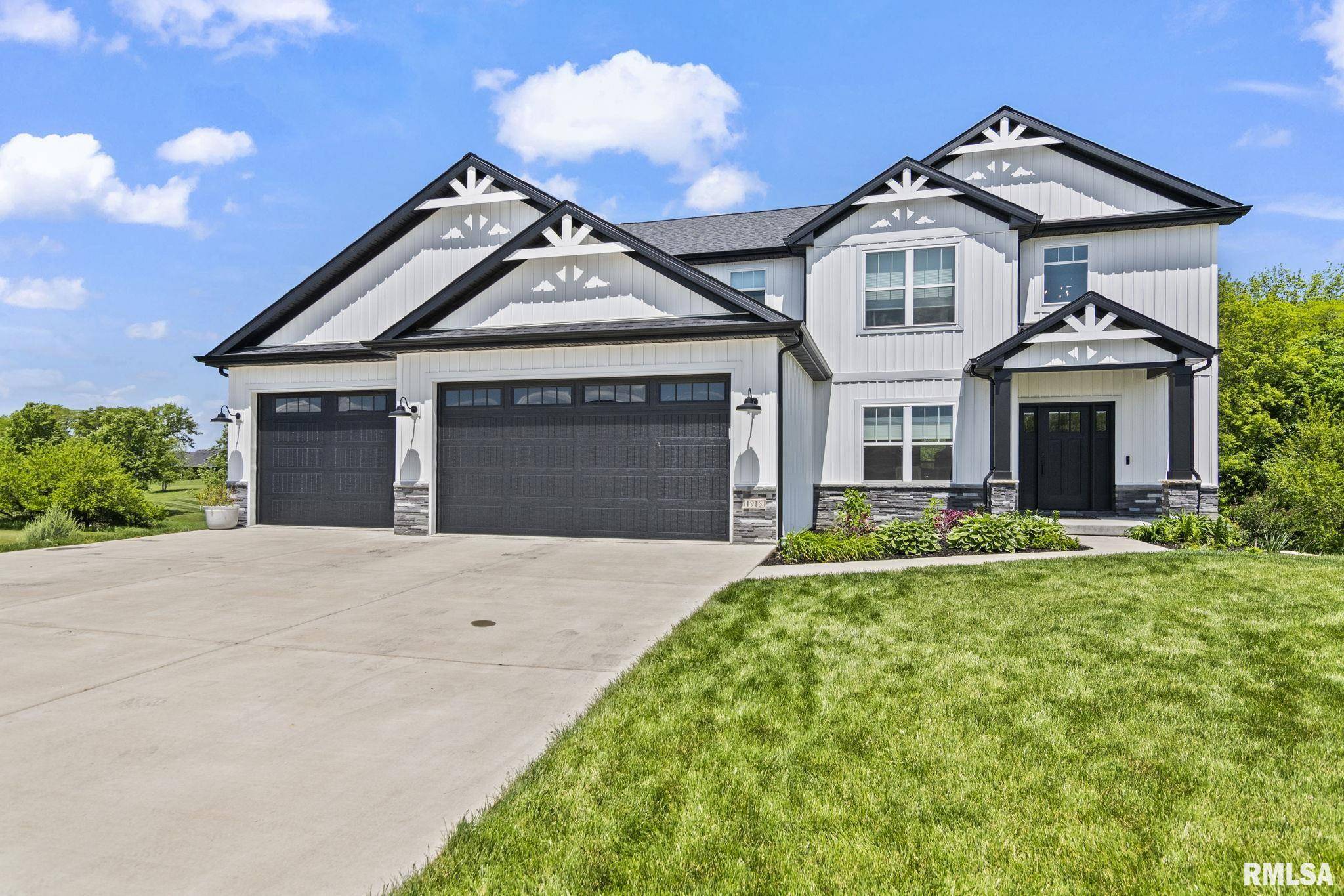 Chatham, IL 62629,1915 Parthenon CT