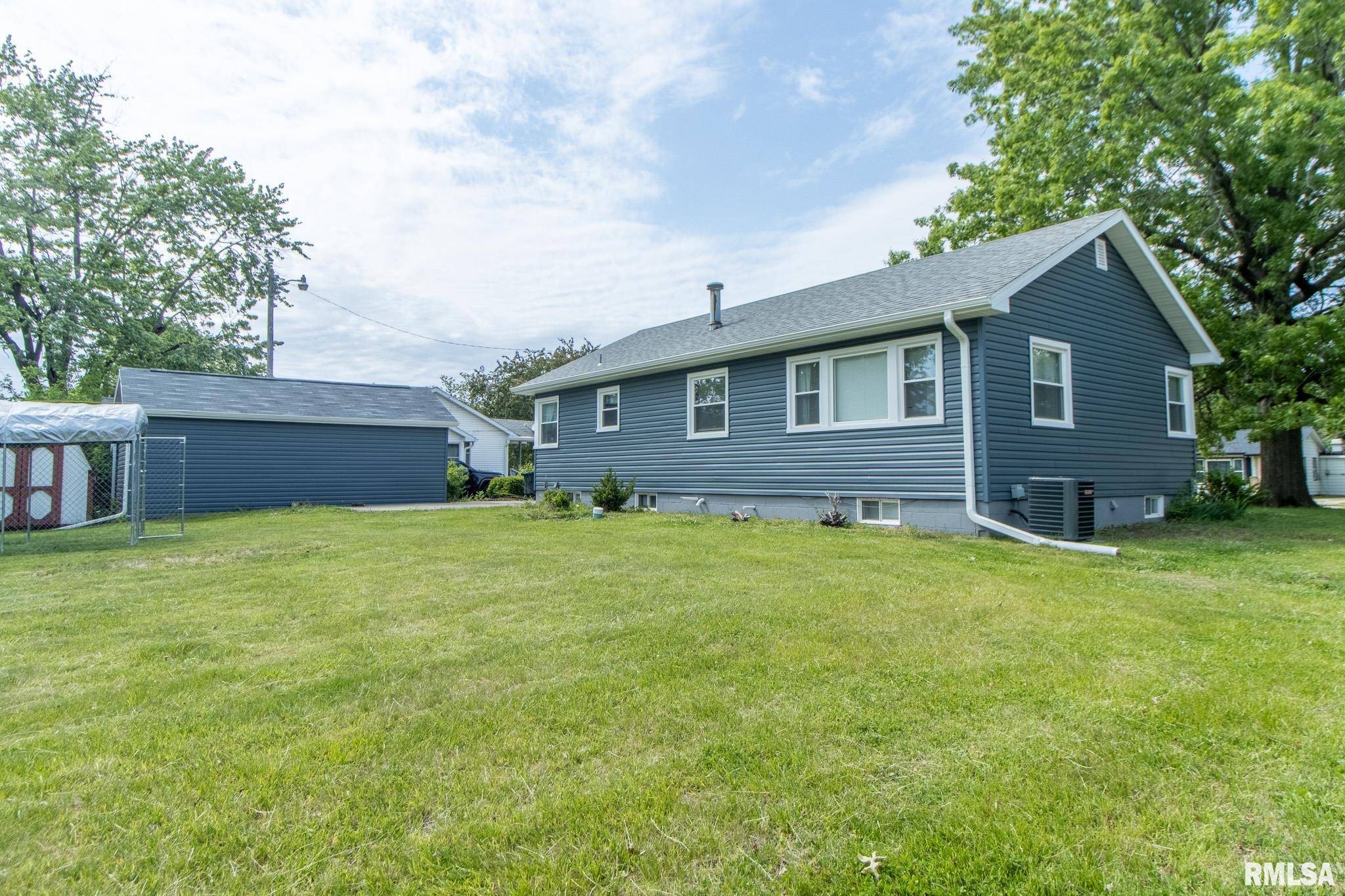 Galesburg, IL 61401,1520 W LOSEY ST