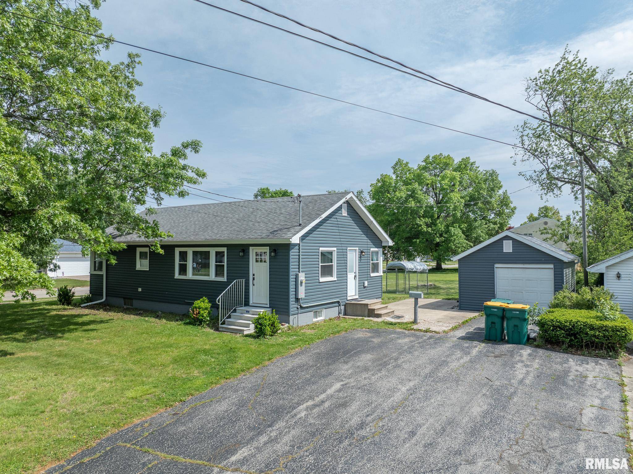 Galesburg, IL 61401,1520 W LOSEY ST