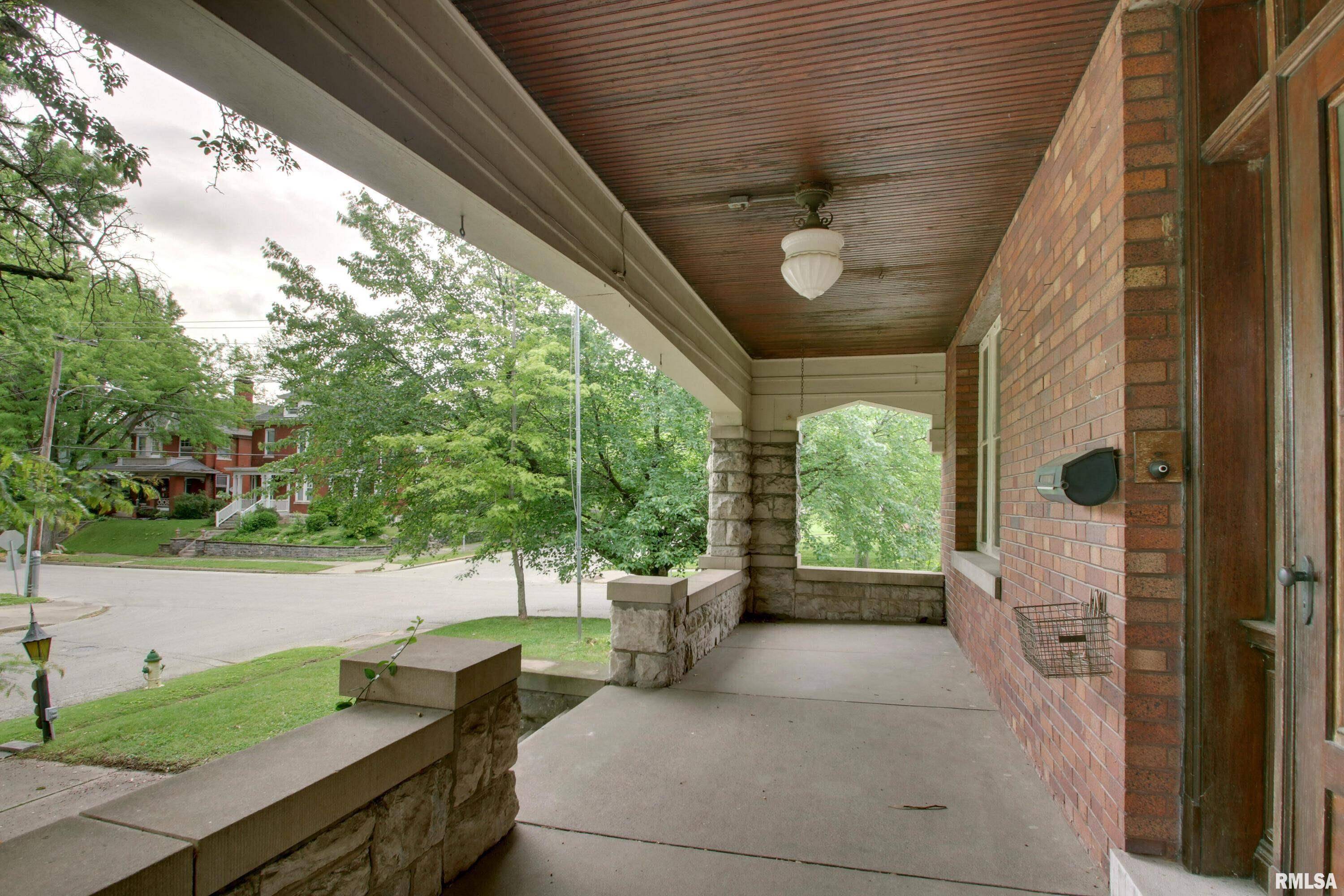 Quincy, IL 62301,1270 KENTUCKY ST