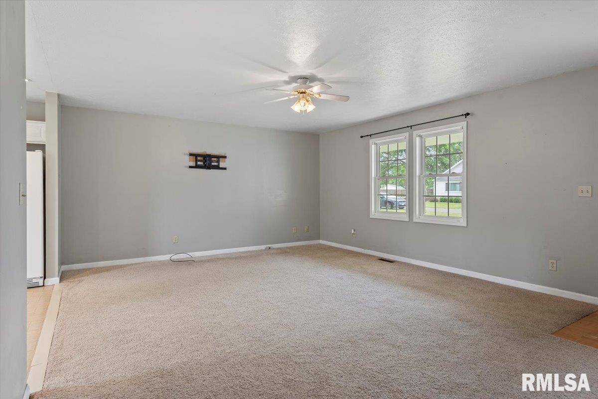 Kincaid, IL 62540,200 HICKORY ST