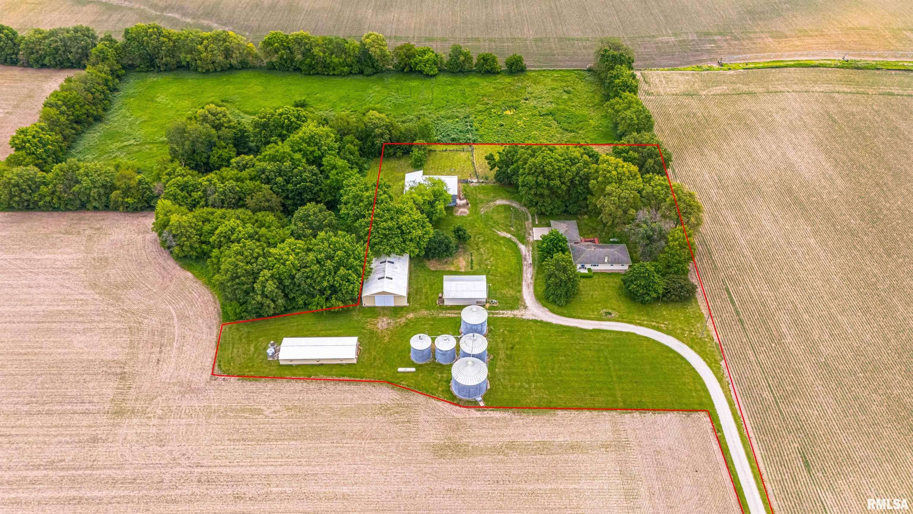 Lincoln, IL 62656,1598 700TH AVE