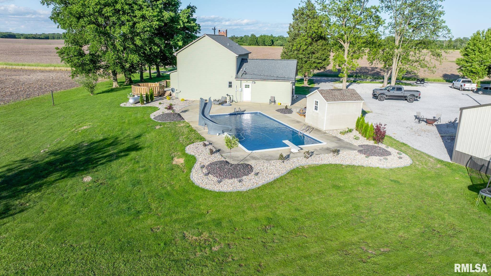 Centralia, IL 62801,1319 Medlin RD