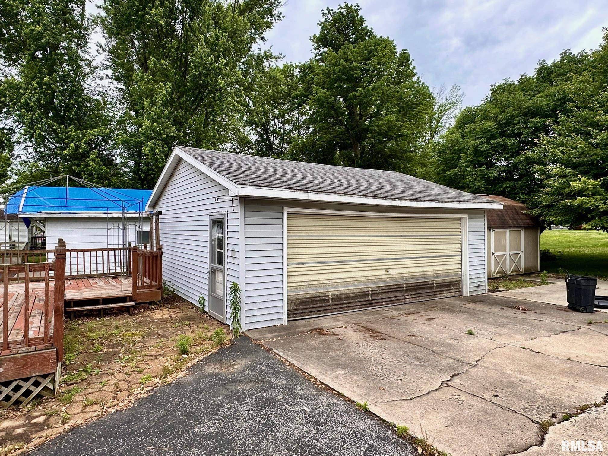 South Jacksonville, IL 62650,1617 S CLAY AVE
