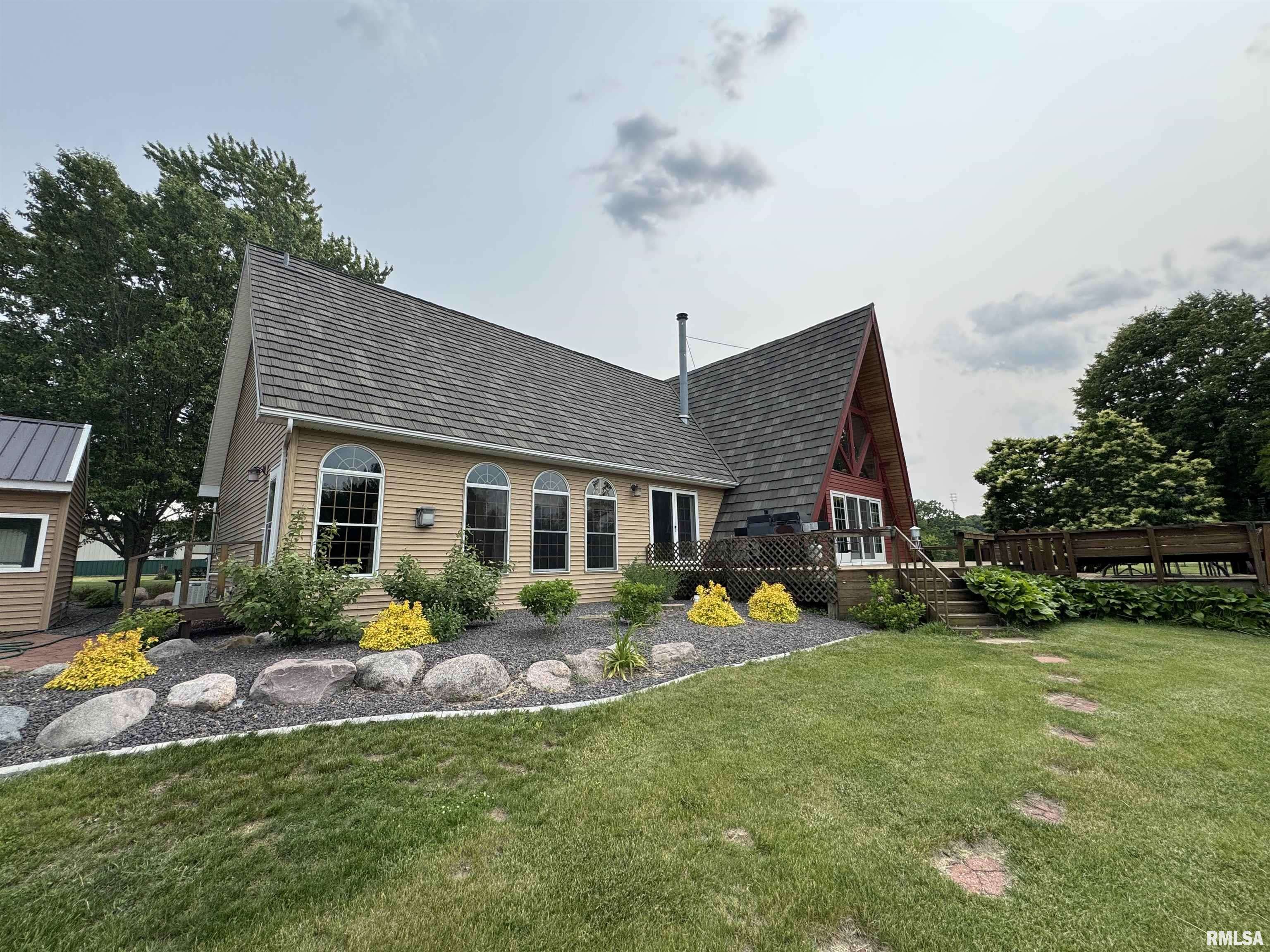 Galesburg, IL 61401,1107 Knox Rd 300 E RD