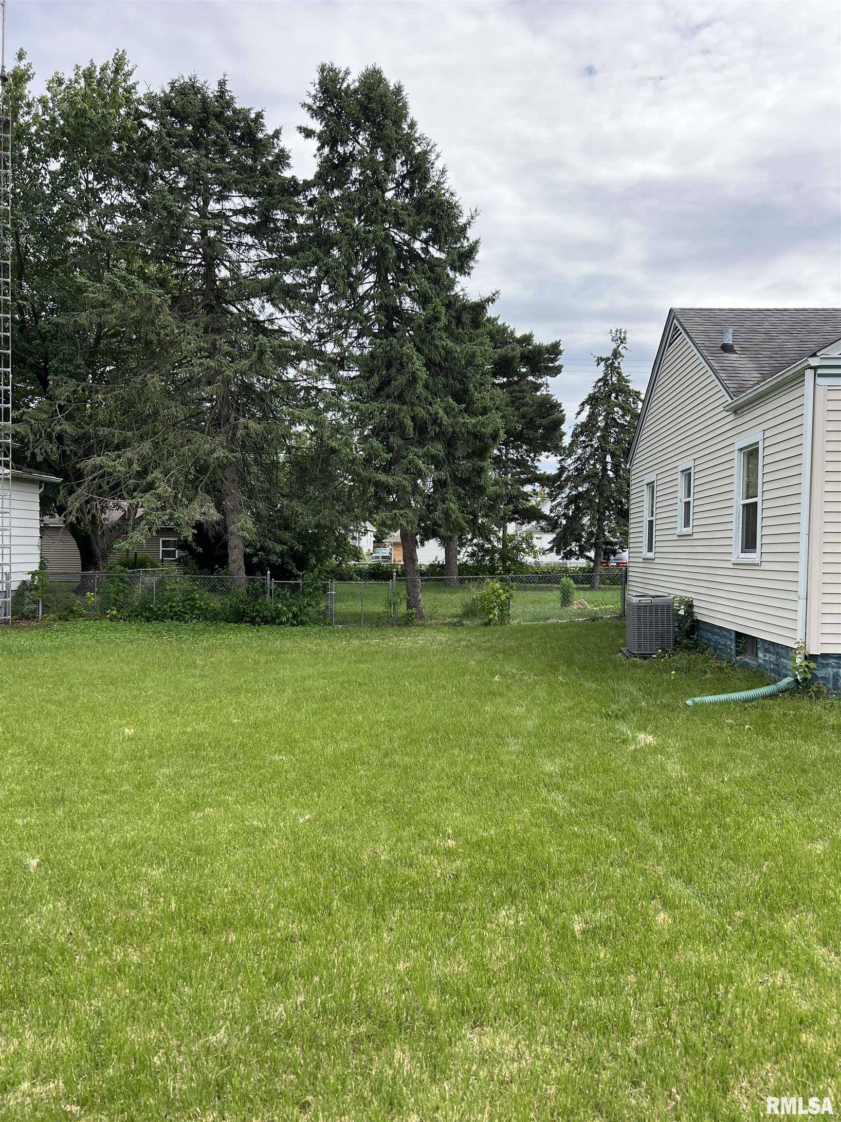 Springfield, IL 62702,1614 E Keys AVE