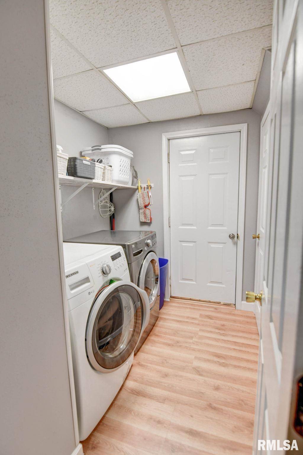 Taylorville, IL 62568,130 E POWELL ST
