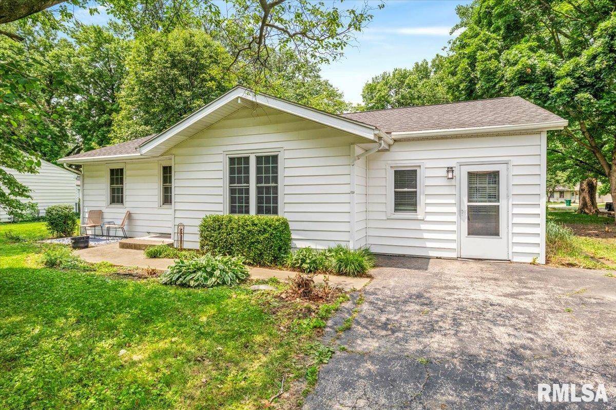 Rochester, IL 62563,321 PARKVIEW DR