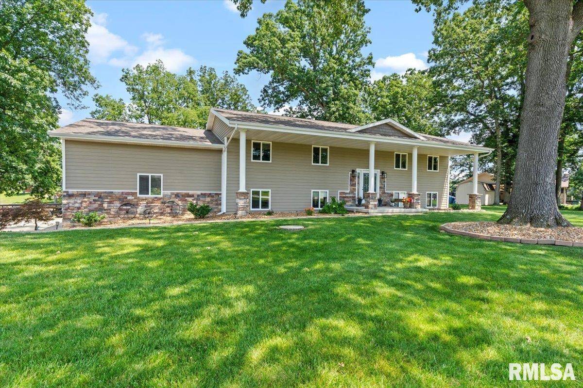 Taylorville, IL 62568,6 LAKEVIEW RD