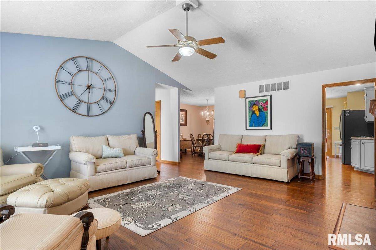 Springfield, IL 62711-6200,304 Missionary Ridge DR