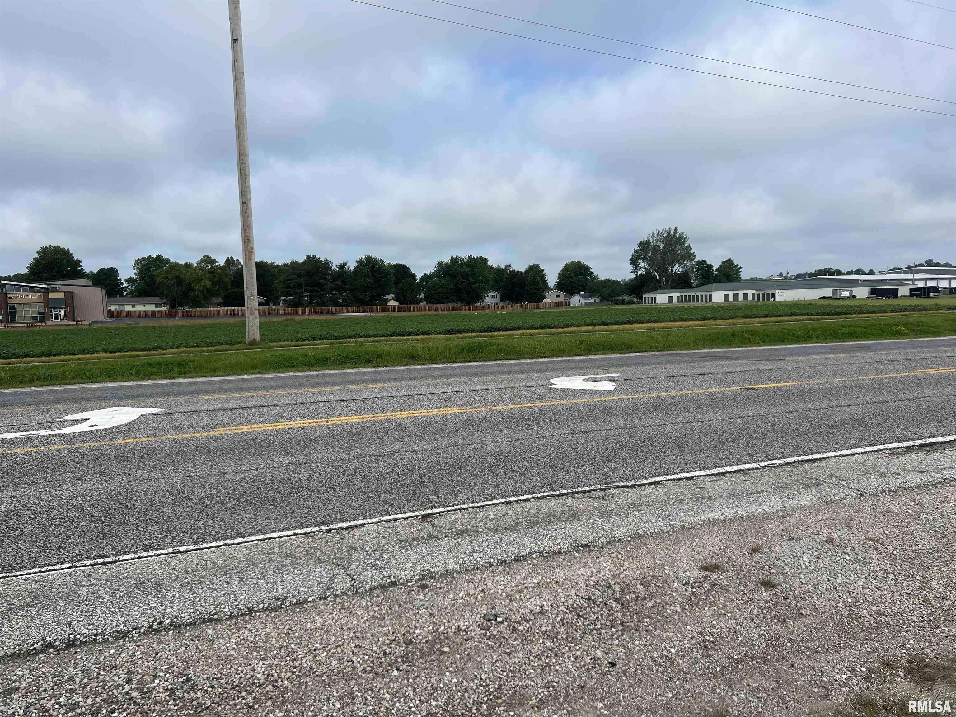 South Jacksonville, IL 62650,107 S County Square DR
