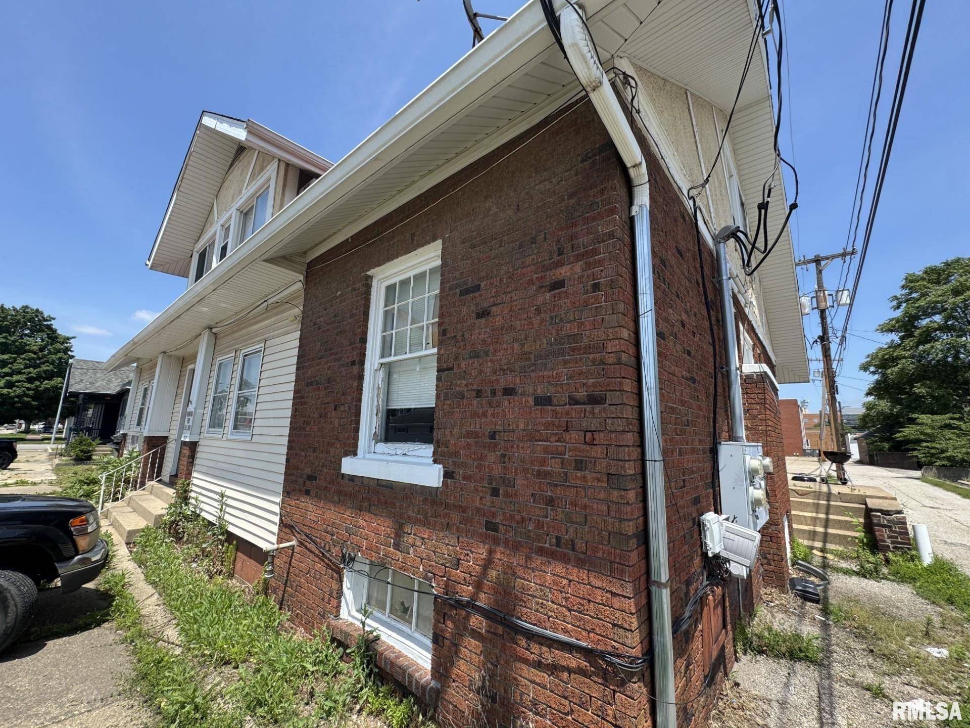 Springfield, IL 62704,515 E VINE ST