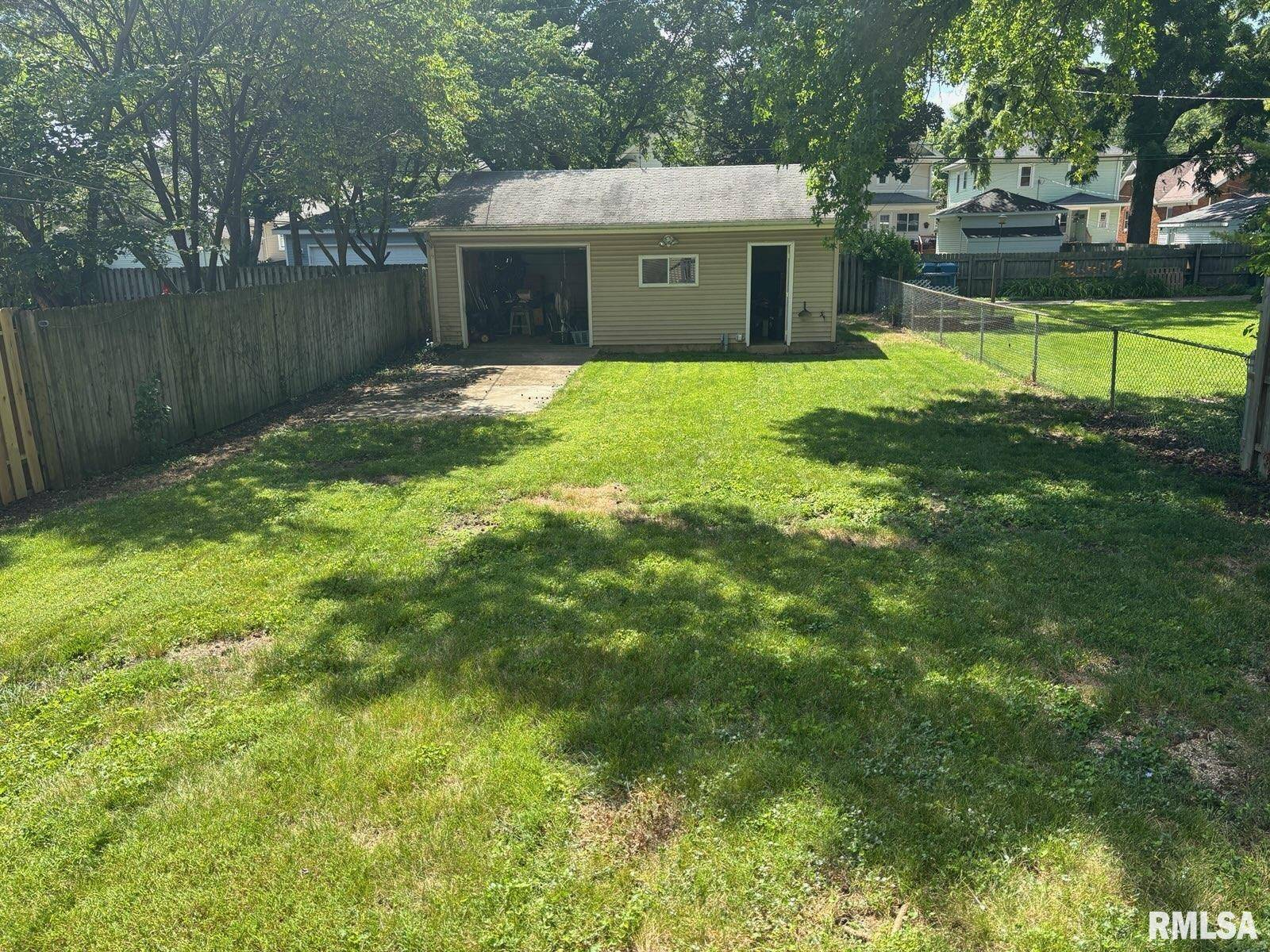 Springfield, IL 62704,831 S GLENWOOD AVE