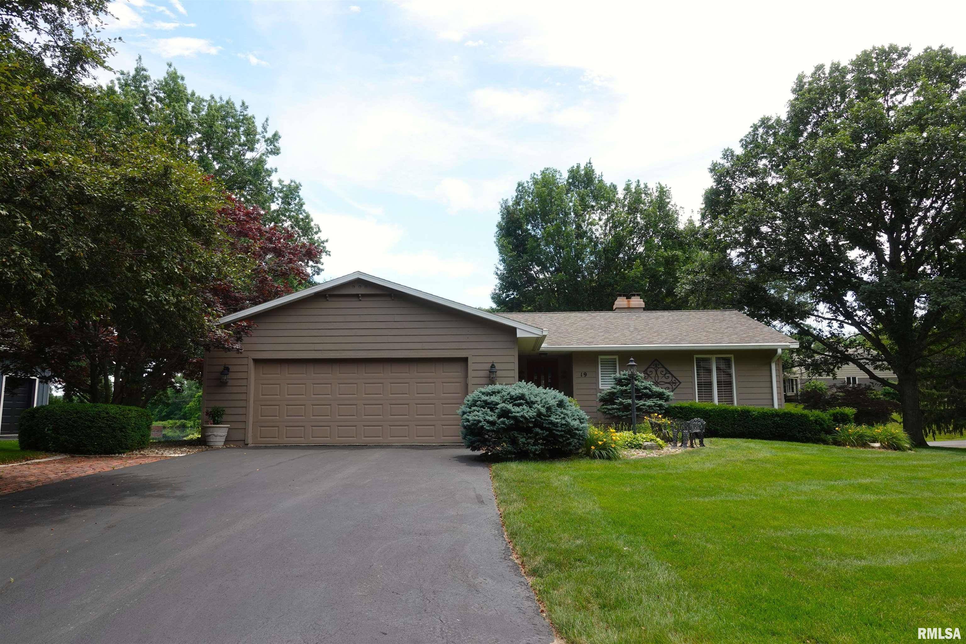 Galesburg, IL 61401,19 HIAWATHA LN