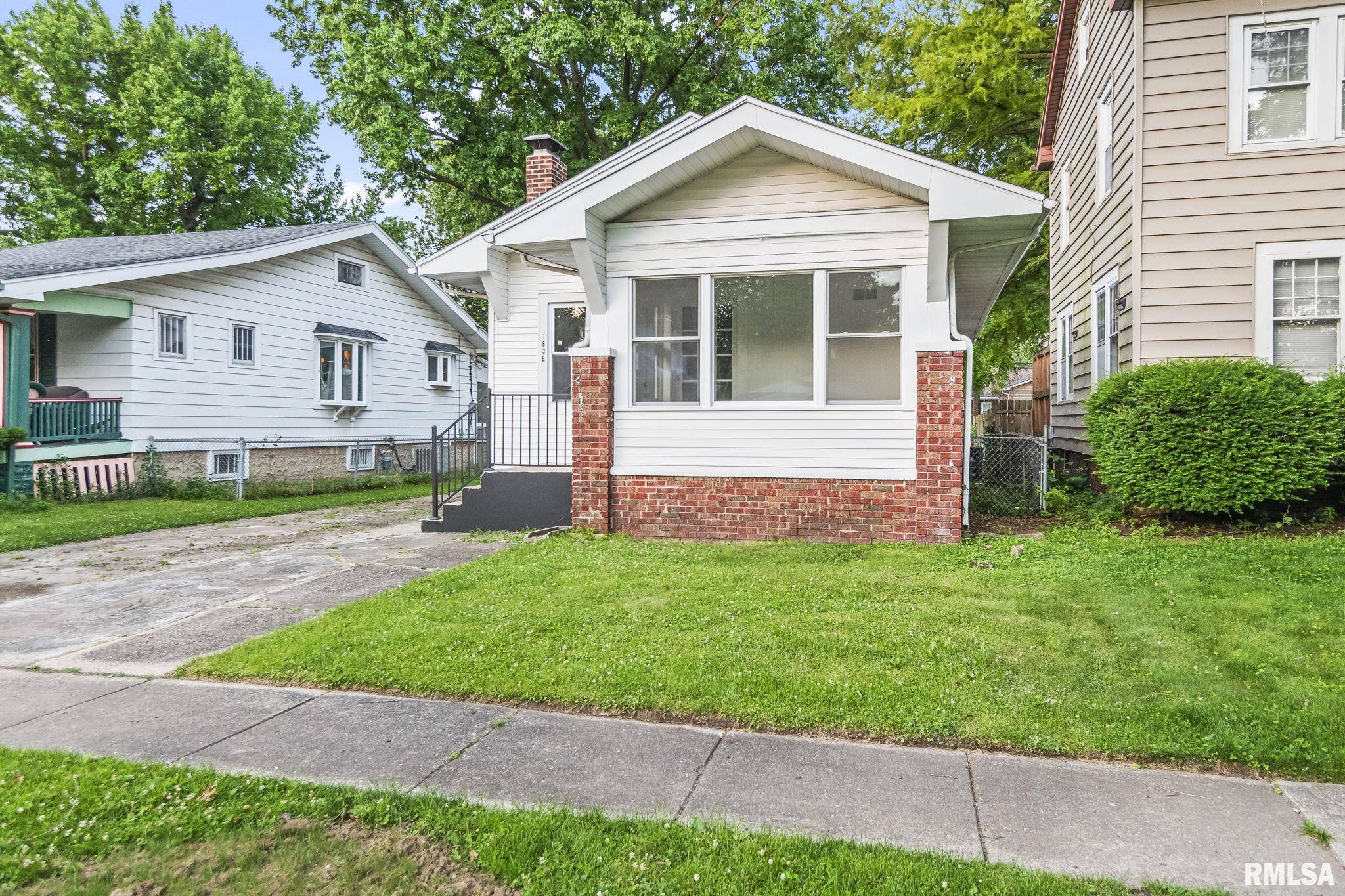 Springfield, IL 62704,1836 S DOUGLAS AVE