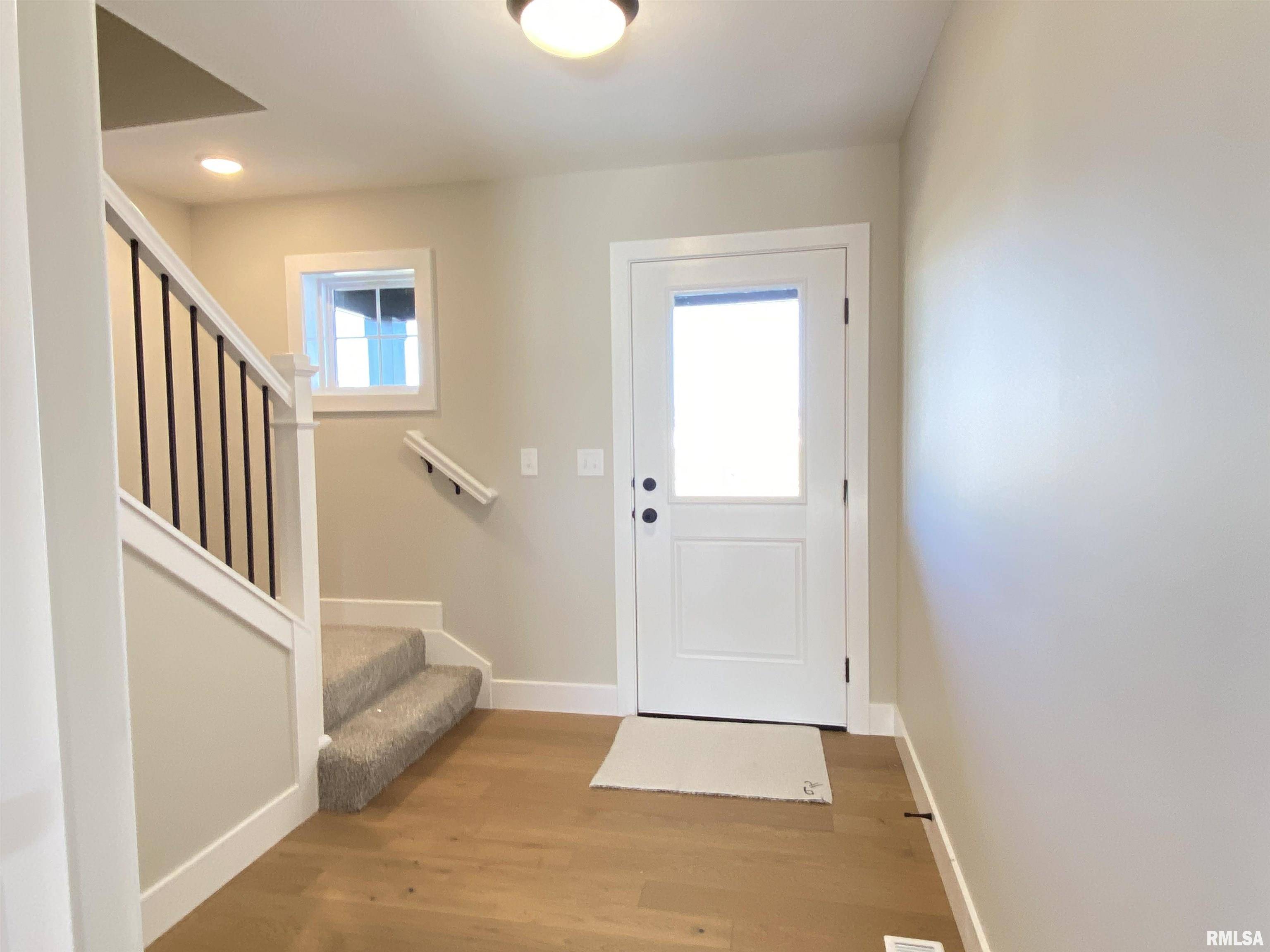 Chatham, IL 62629,304 Hodges CT