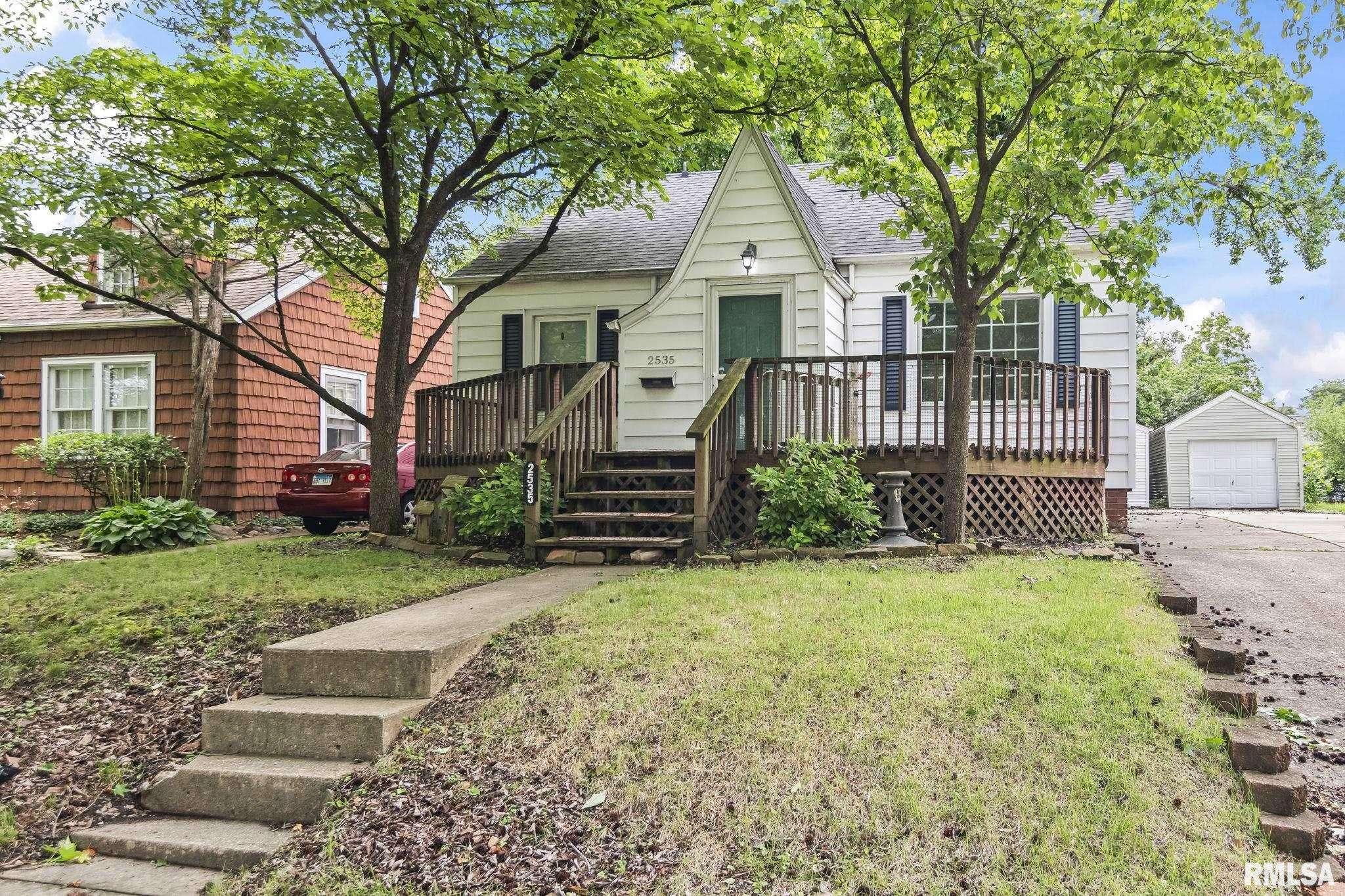 Springfield, IL 62703,2535 S 8TH ST