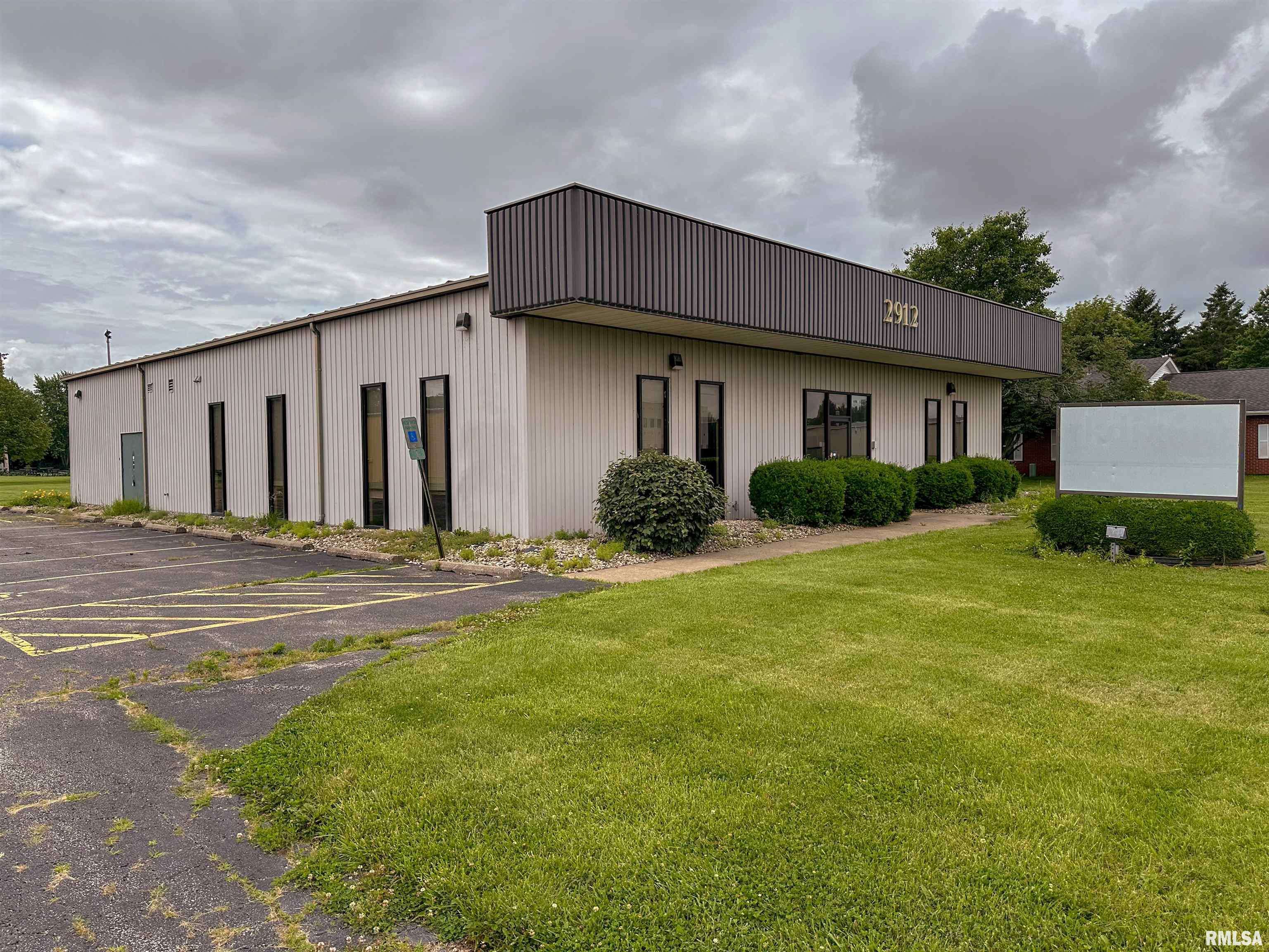 Springfield, IL 62703,2912 STANTON ST