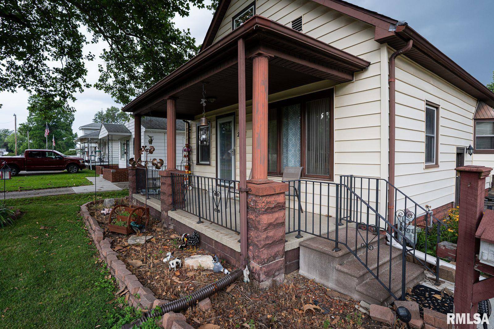 Springfield, IL 62702,2001 E Watch AVE