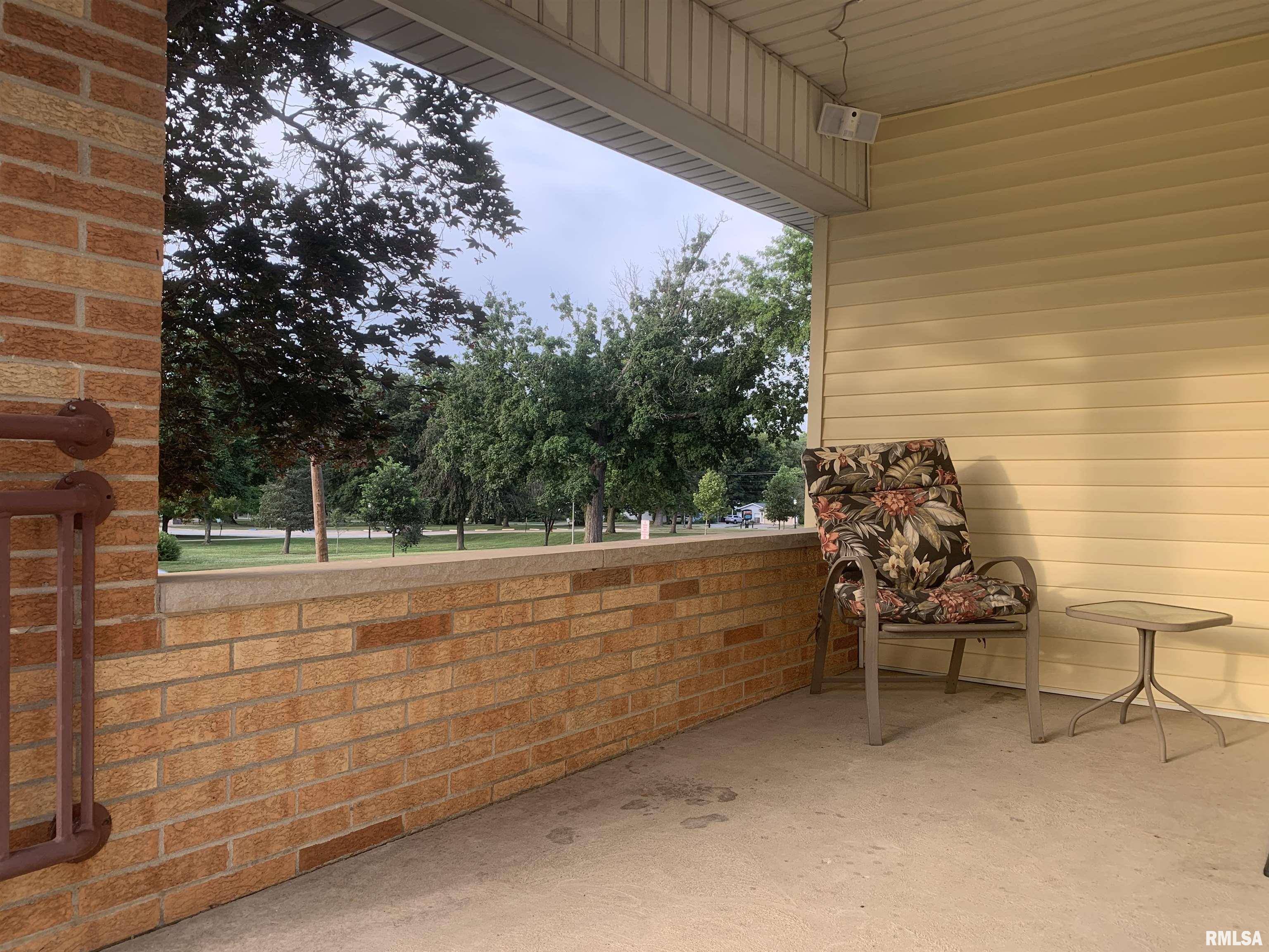 Jacksonville, IL 62650,1325 W COLLEGE AVE