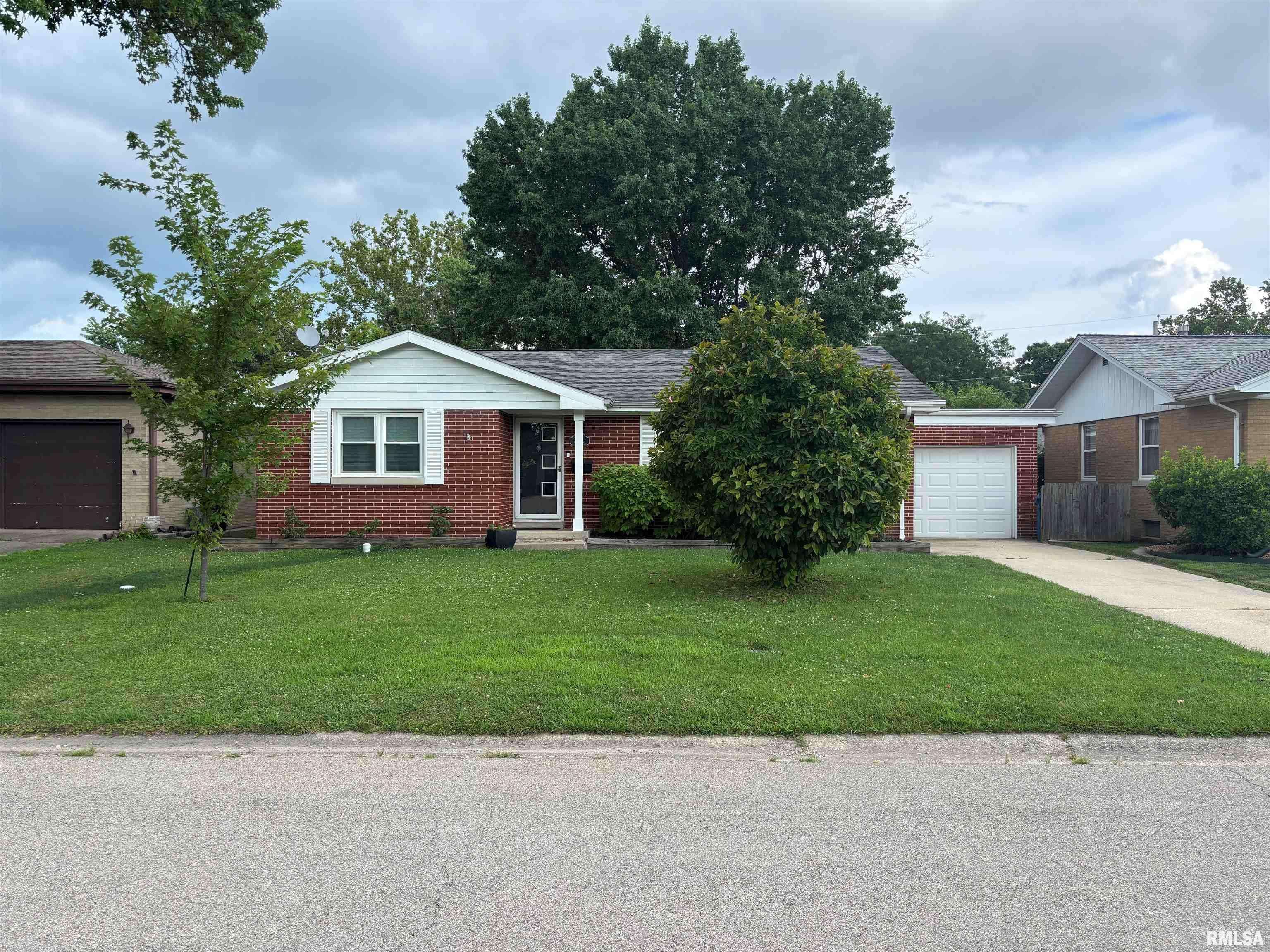 Springfield, IL 62702,10 VERNA DR