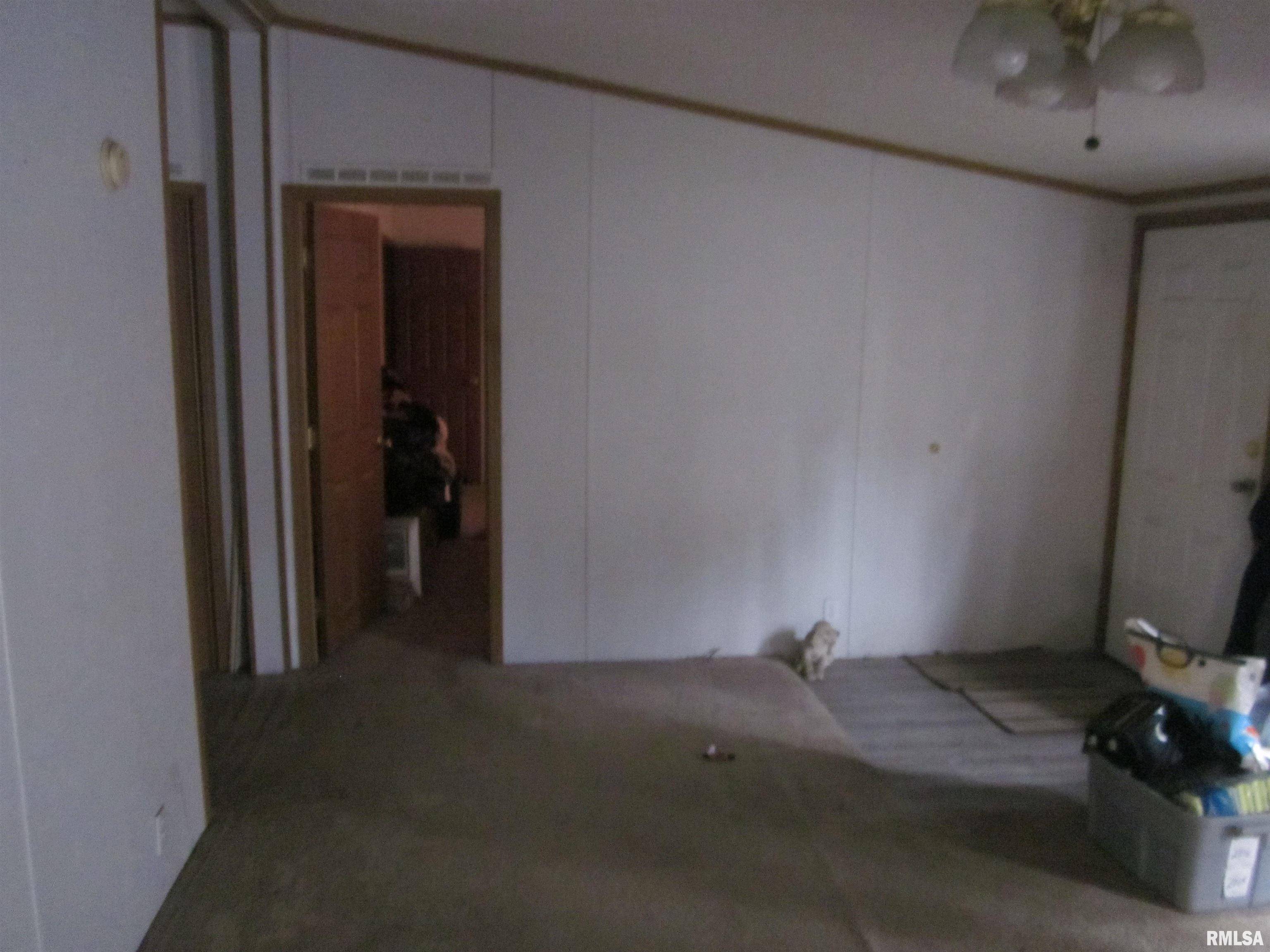 Mason City, IL 62664-0000,421 N RUTLEDGE ST