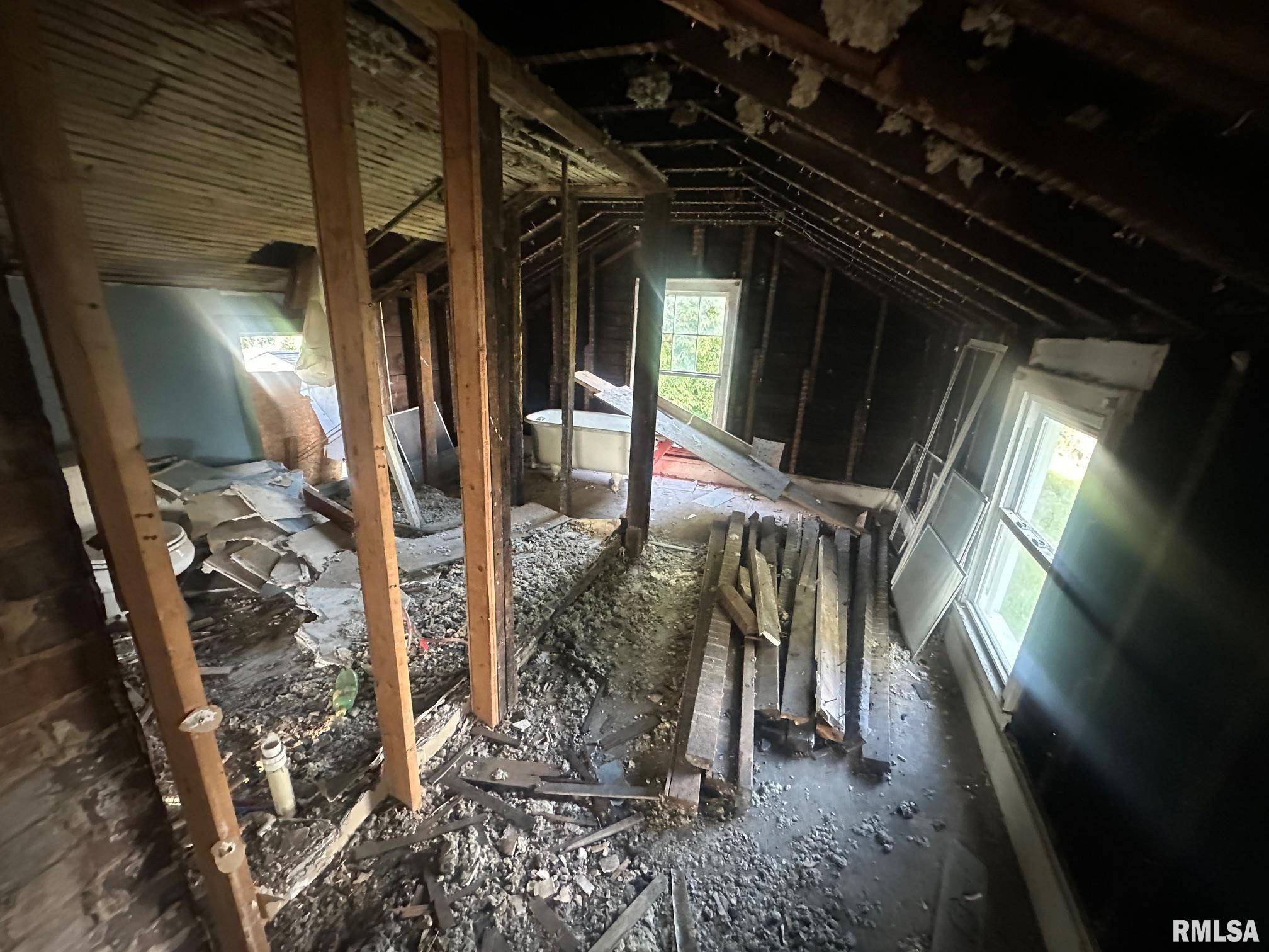 Galesburg, IL 61401,55 MADISON ST