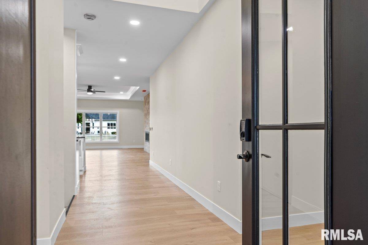 Chatham, IL 62629,121 RAMBLEWOOD DR