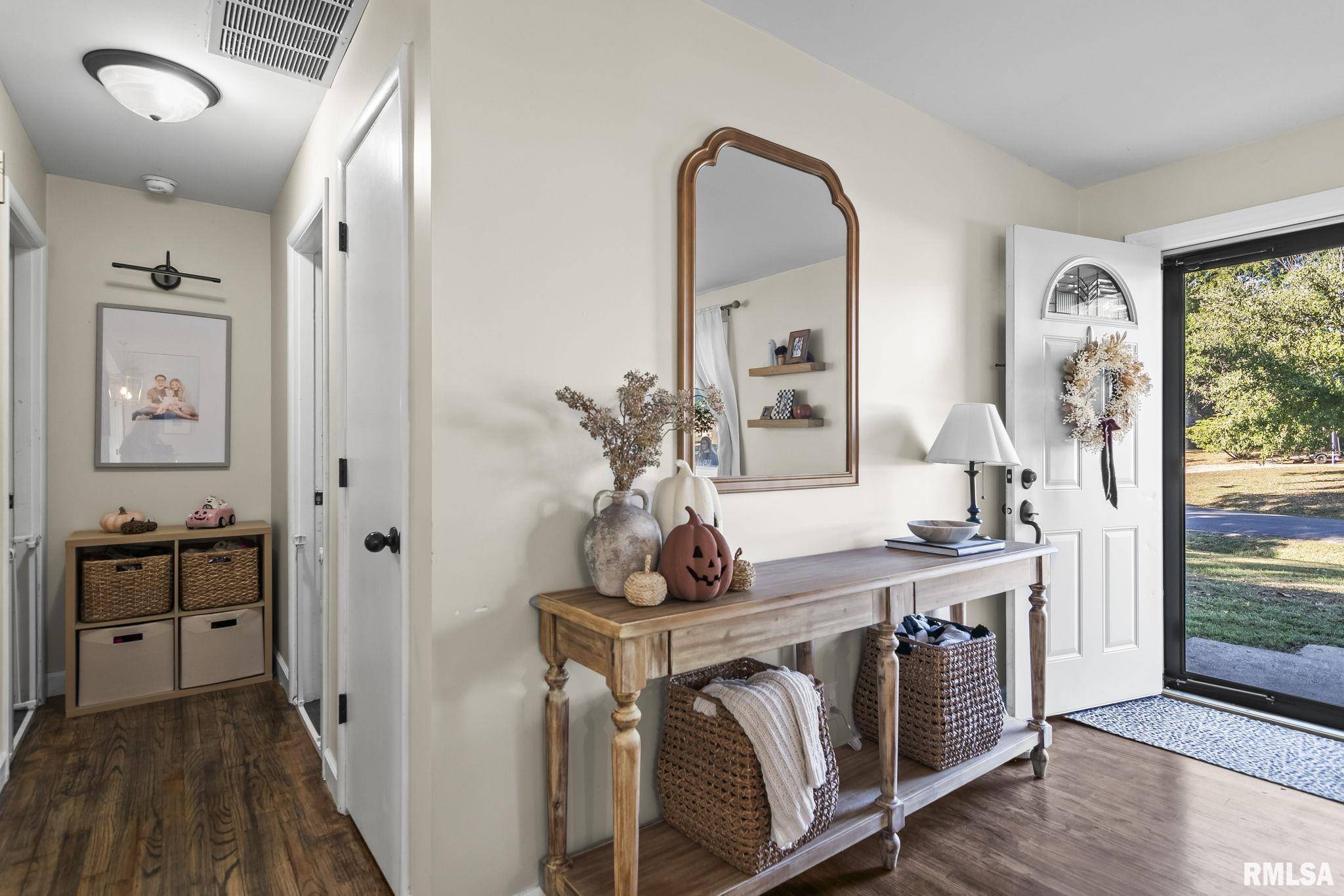 Chatham, IL 62629,1 BIRCH DR