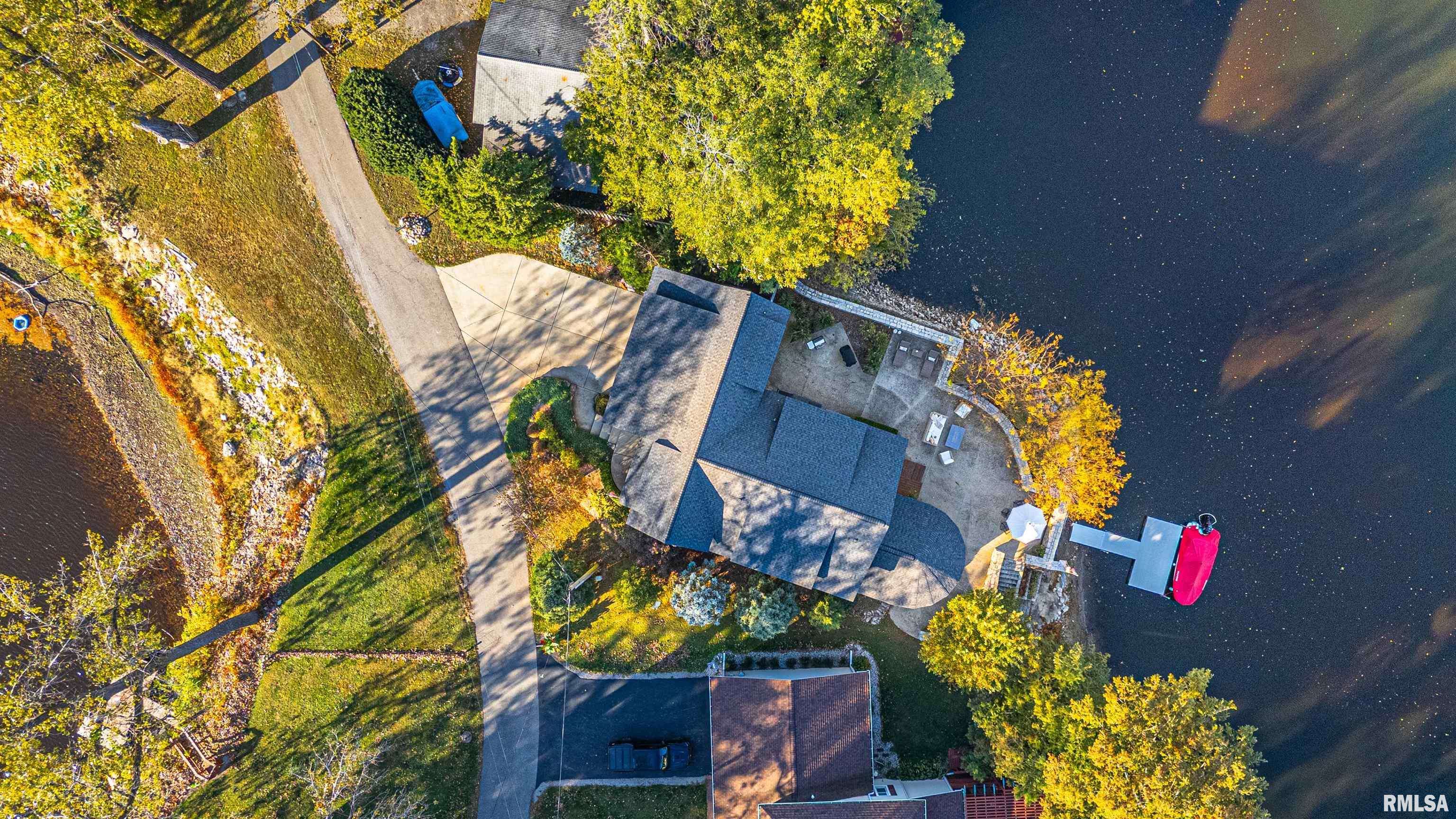 Lincoln, IL 62656,4 COTTONWOOD LN