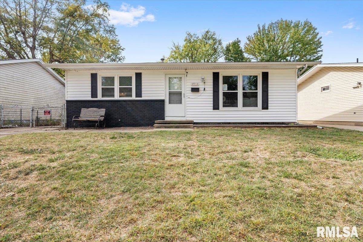 Springfield, IL 62702,1751 FAIRMONT DR