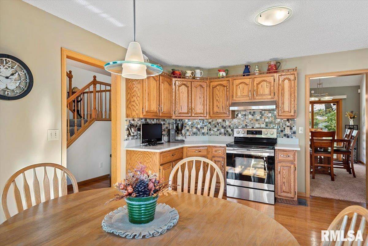 Springfield, IL 62711,3320 BLUEBERRY LN