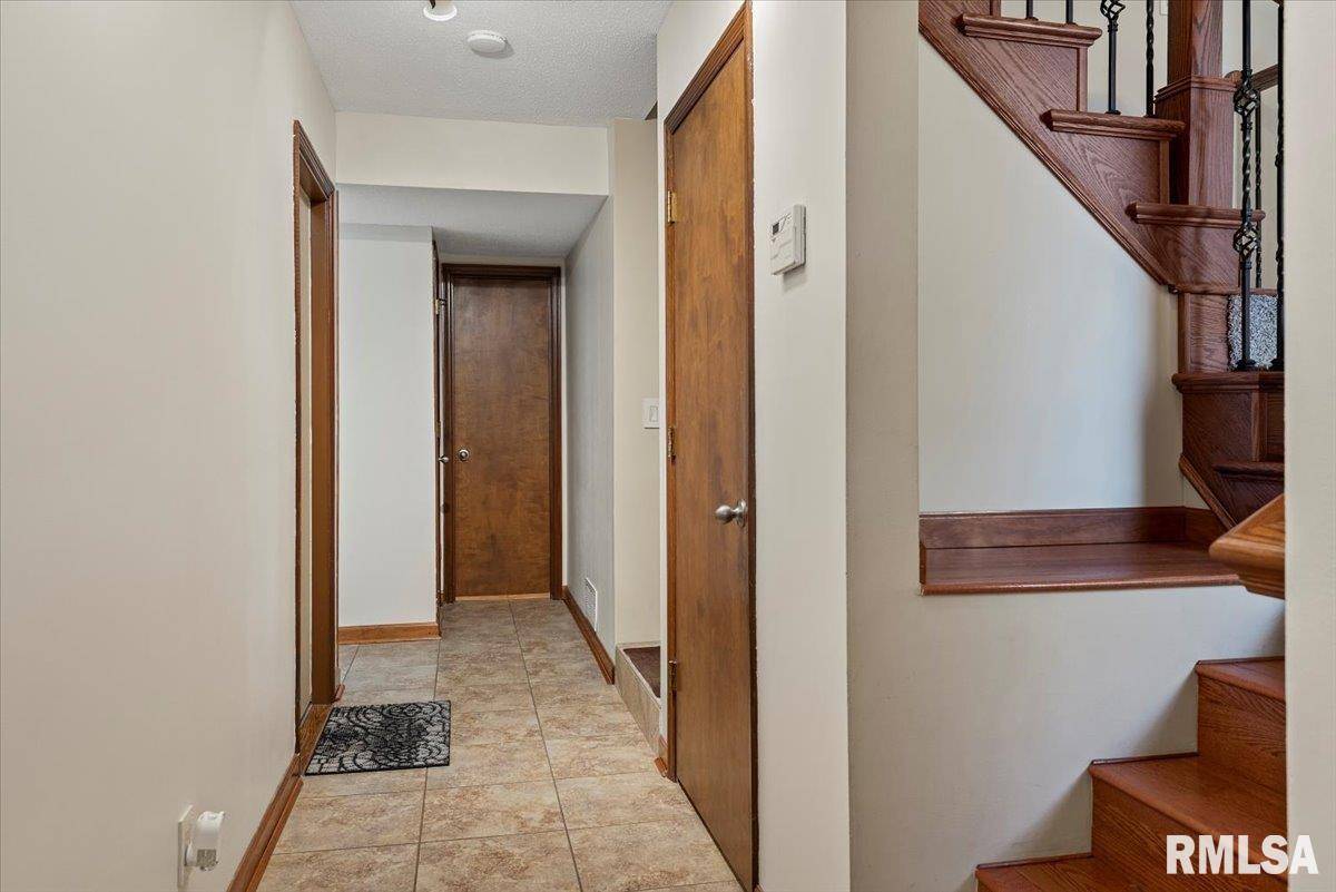 Springfield, IL 62704,3108 Rutgers DR