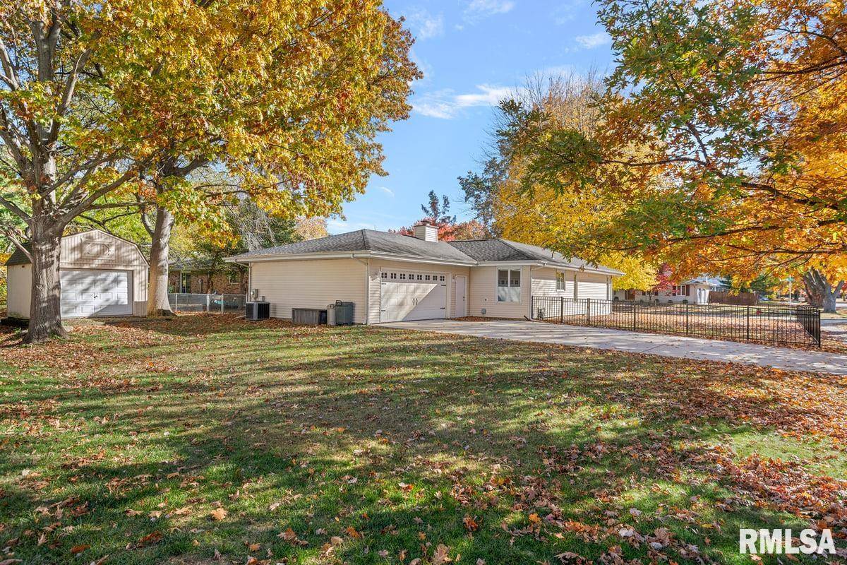 Springfield, IL 62704,161 CYPRESS POINT DR