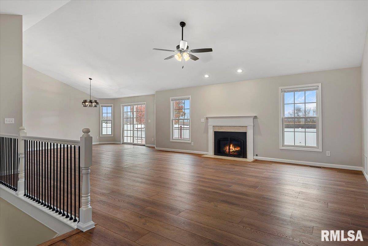 Springfield, IL 62711,4817 GREENBRIAR DR