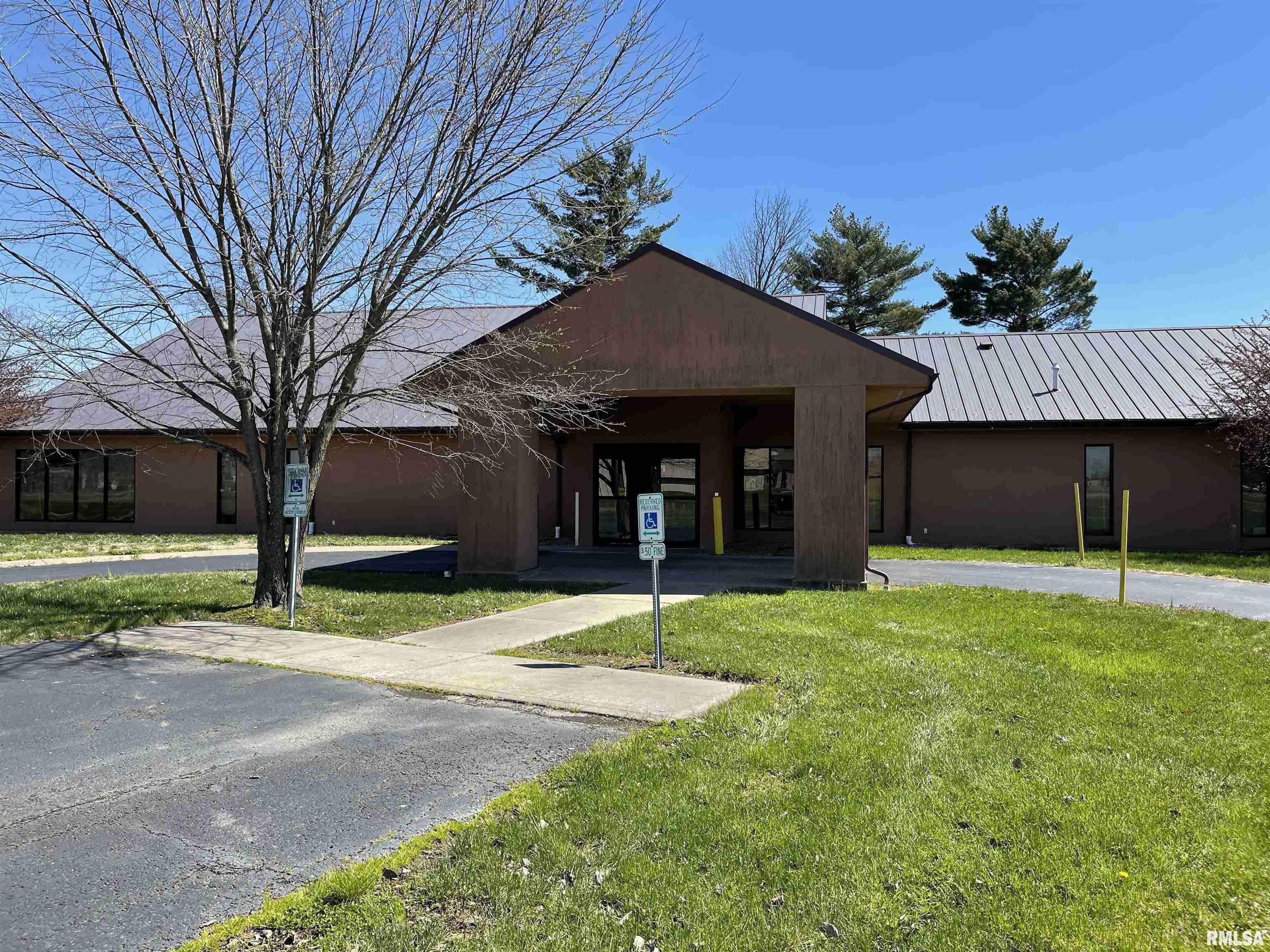 Marion, IL 62959,324 S 4TH ST
