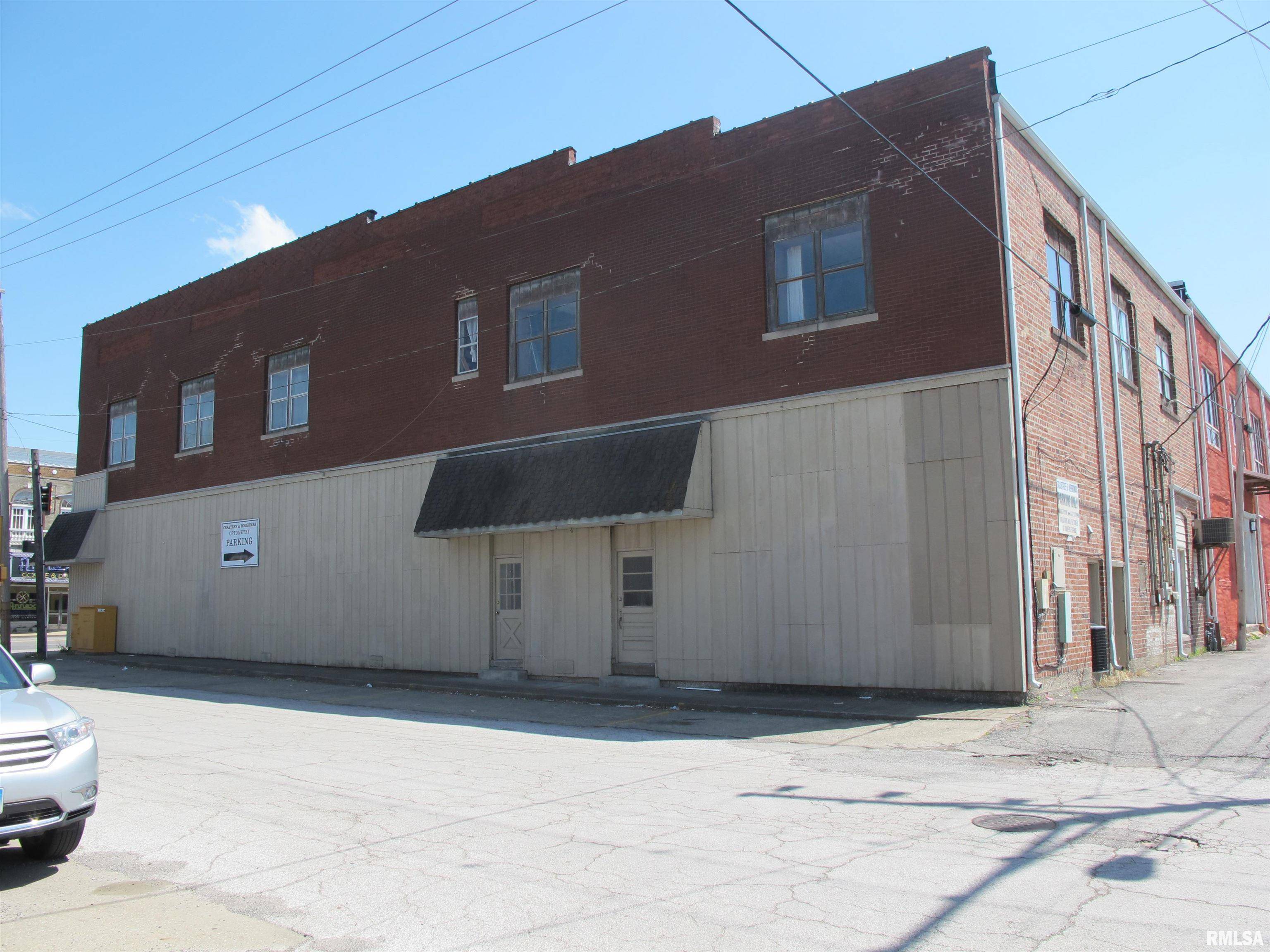 Herrin, IL 62948,221 N PARK AVE