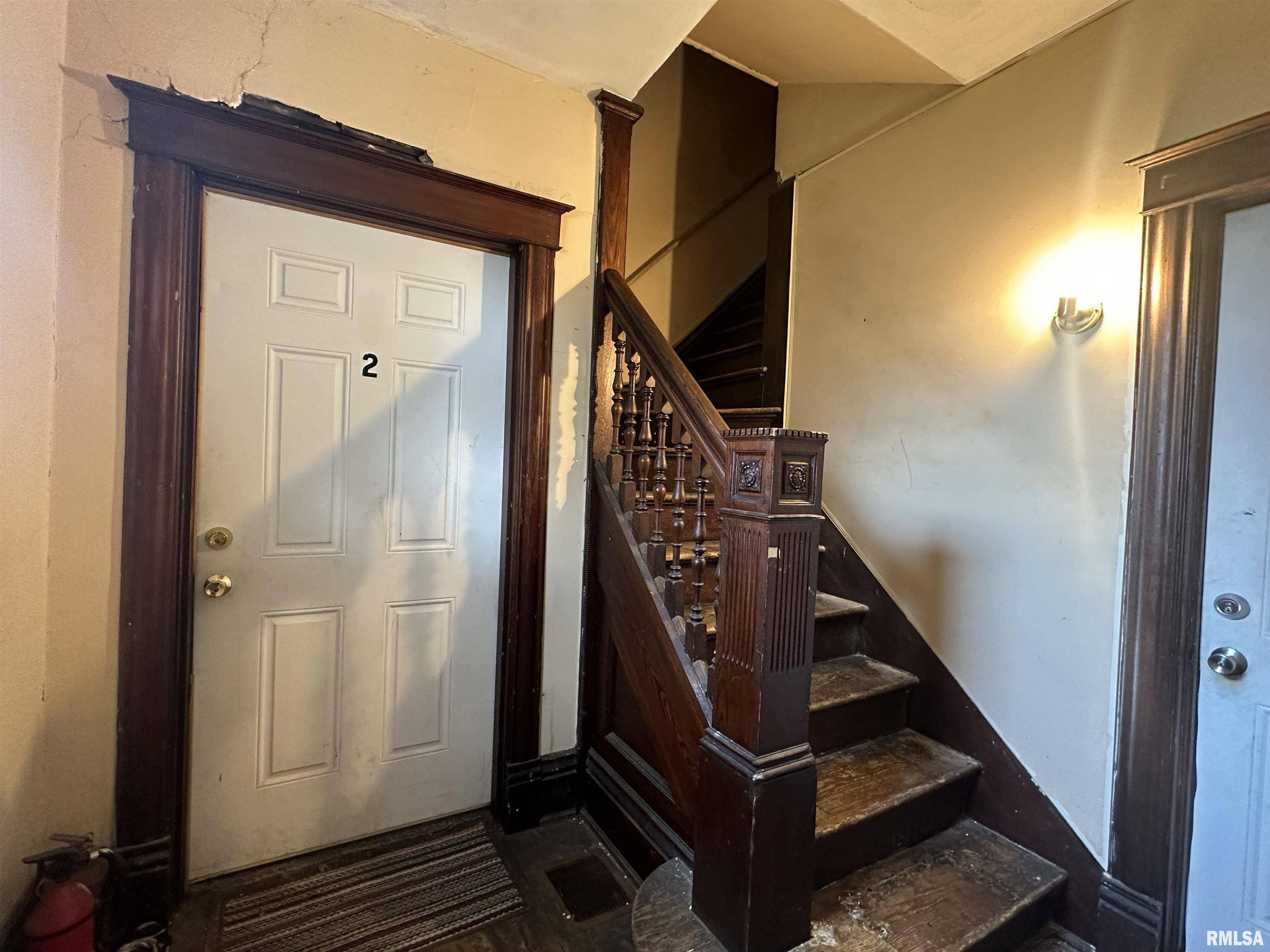 Carbondale, IL 62901,401 W MONROE ST #3