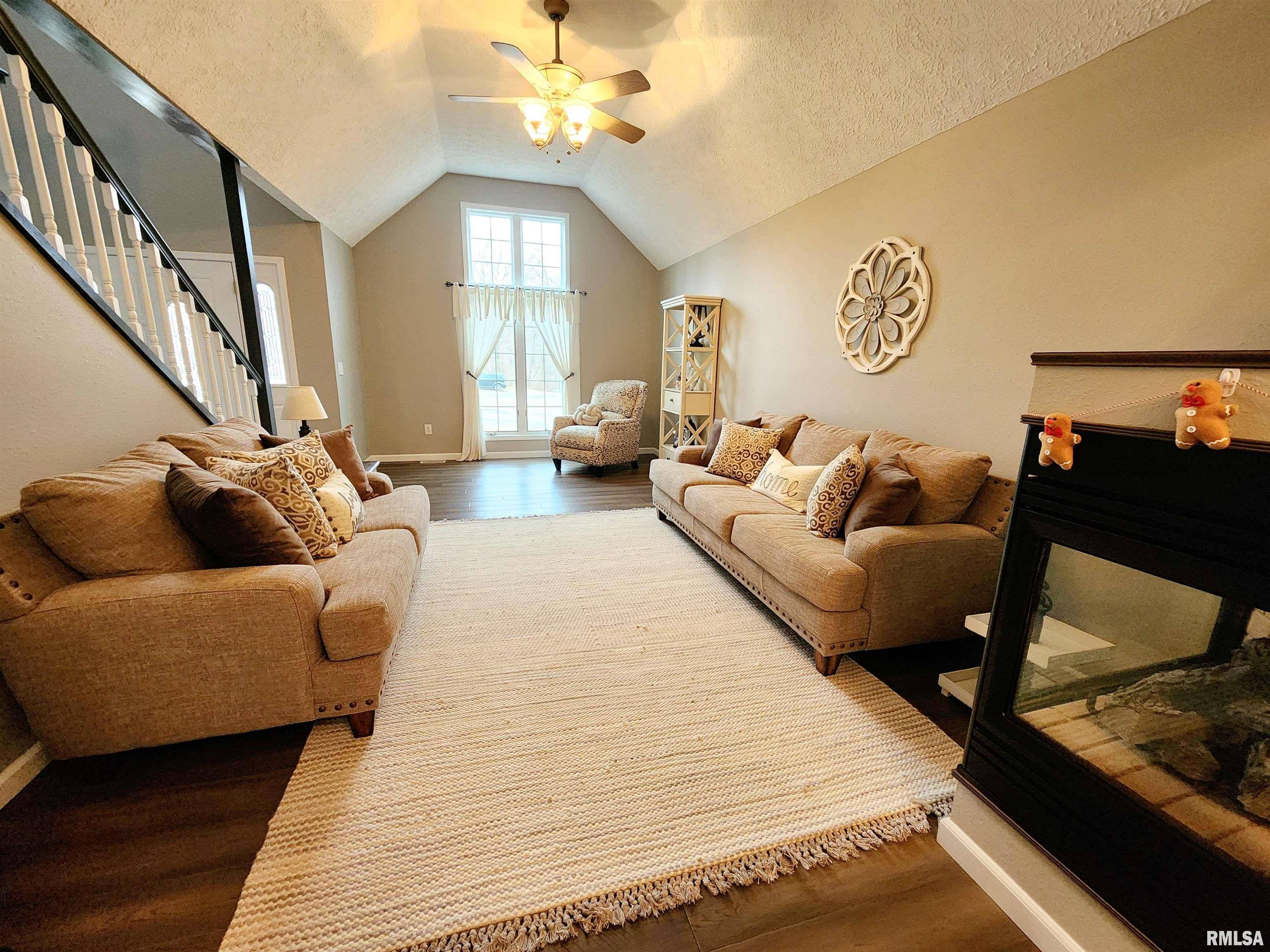 Mt Vernon, IL 62864,2004 Northwoods PL